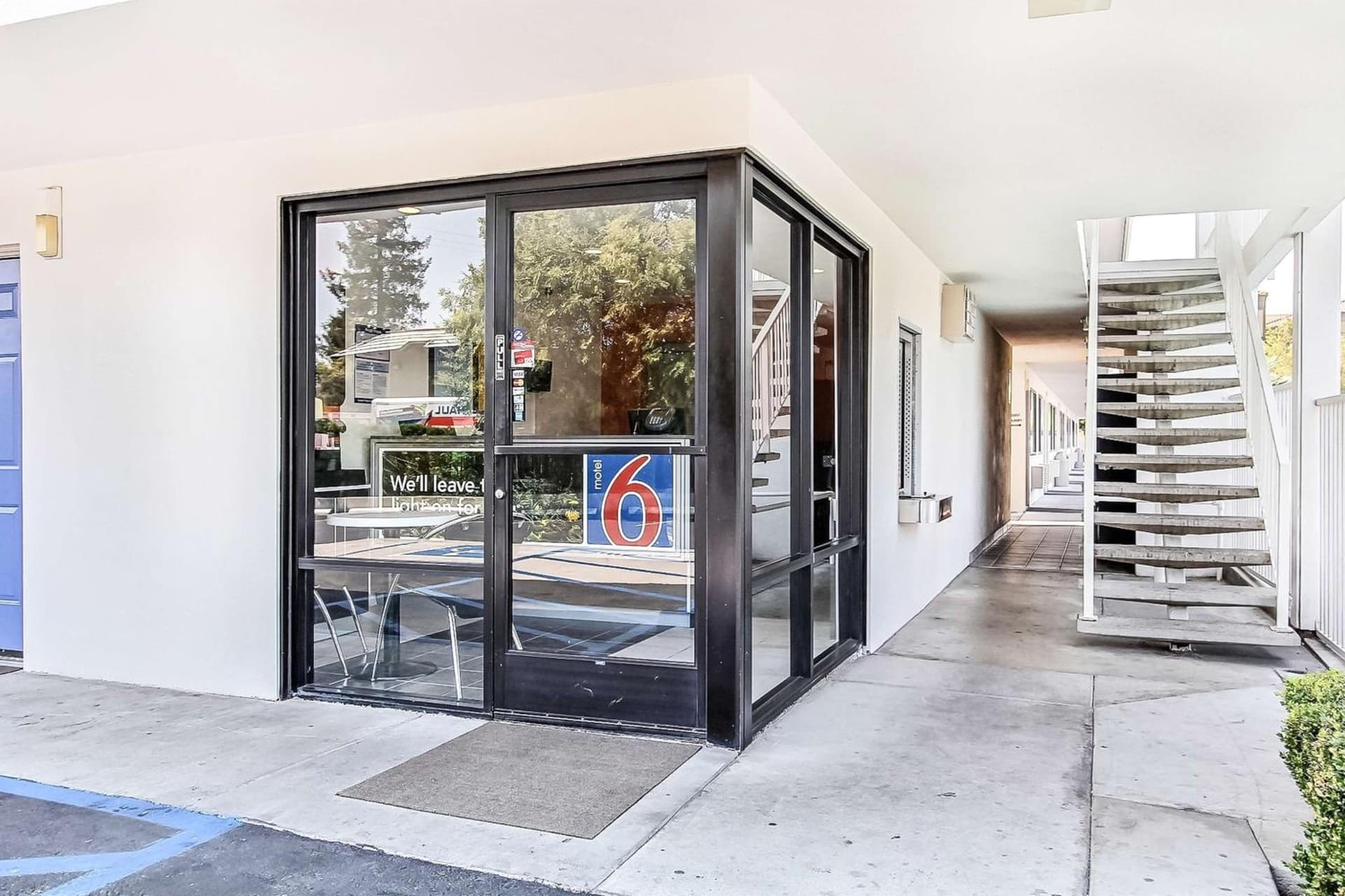 Motel 6-Sunnyvale, CA - South property views in Sunnyvale, CA — gallery photo 3