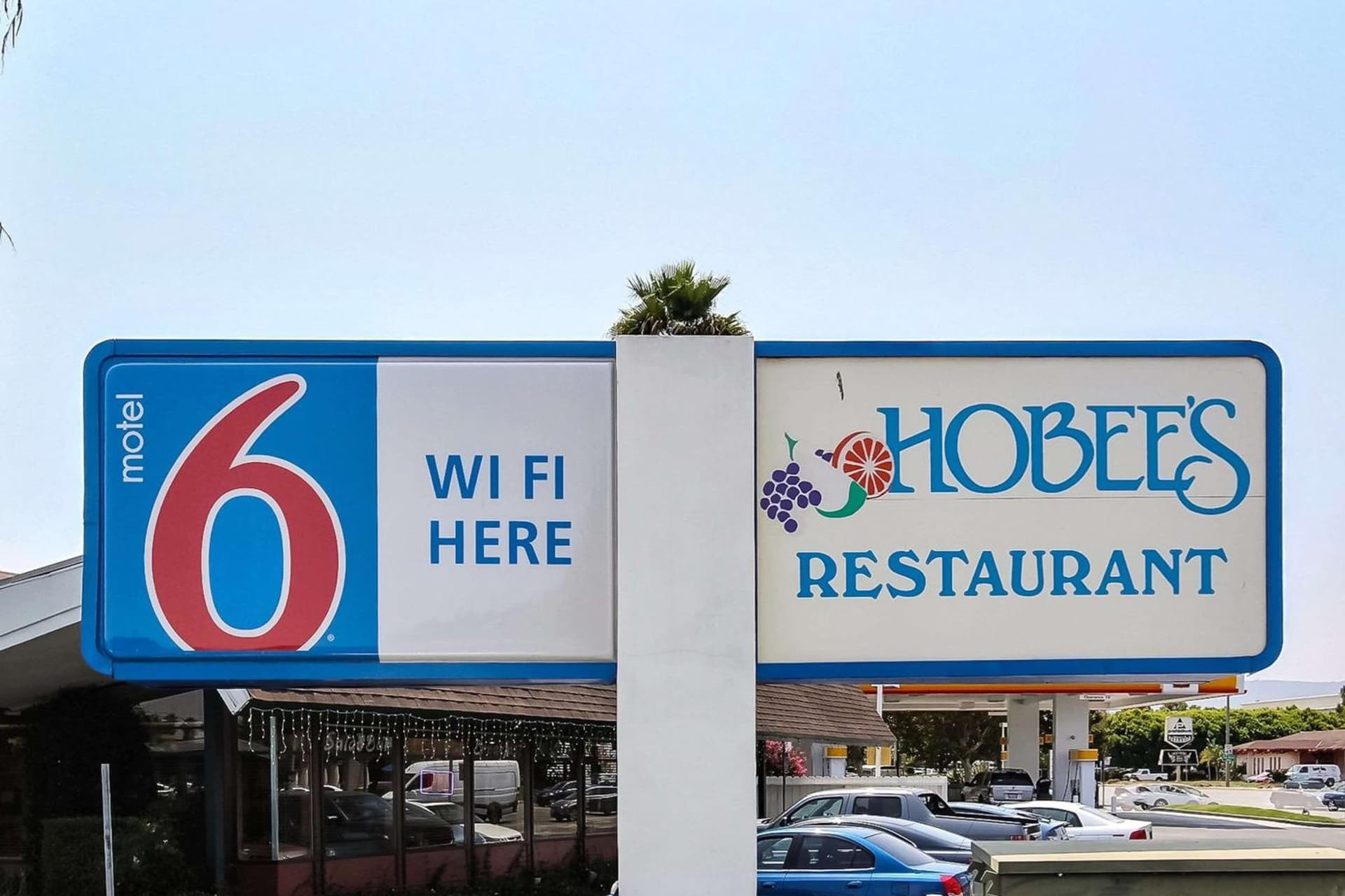 Motel 6-Sunnyvale, CA - South interior in Sunnyvale, CA — gallery photo 2
