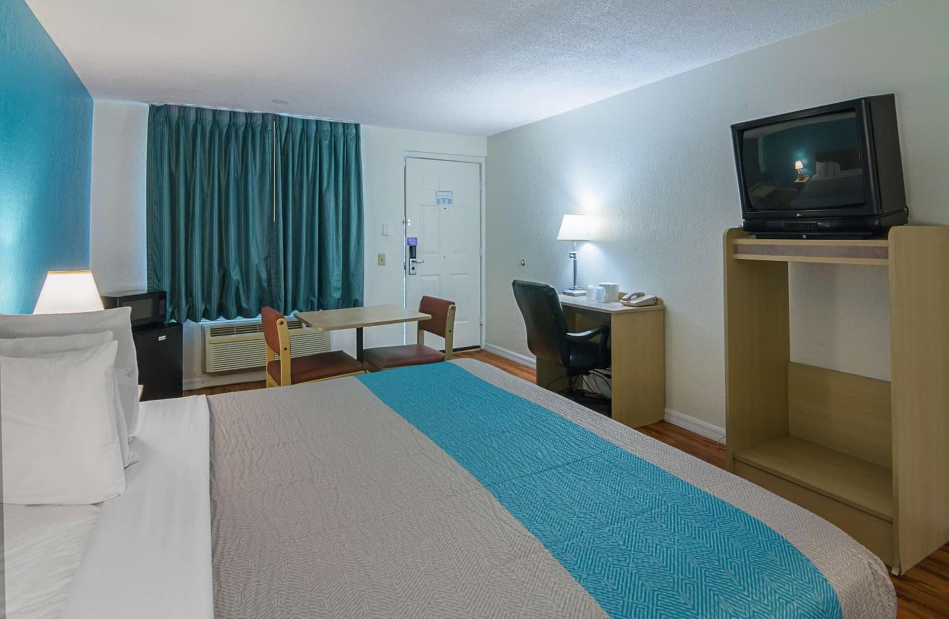 Motel 6-Ocala, FL - Conference Center gallery photo in Ocala Ridge, FL — image 24