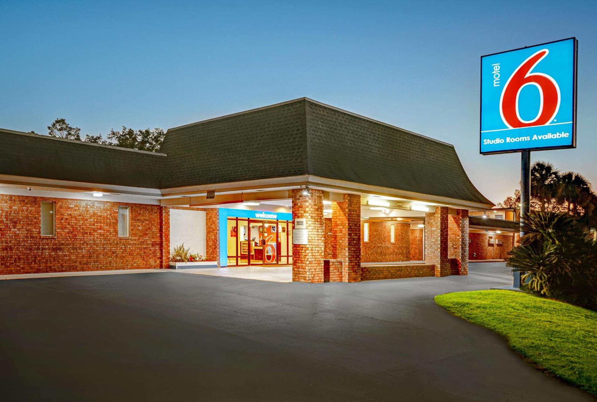 Motel 6-Tallahassee, FL - Downtown gallery photo in Tallahassee, FL — image 34