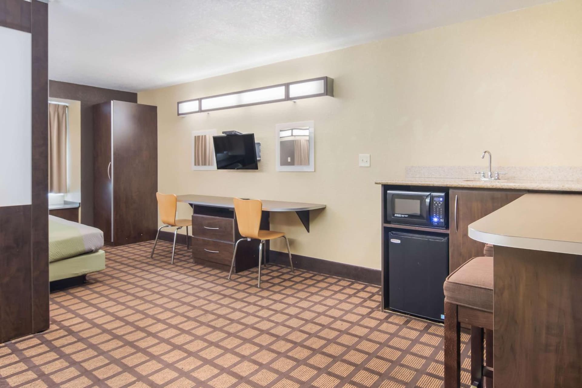 Motel 6-Canton, GA property views in Canton, GA — gallery photo 3
