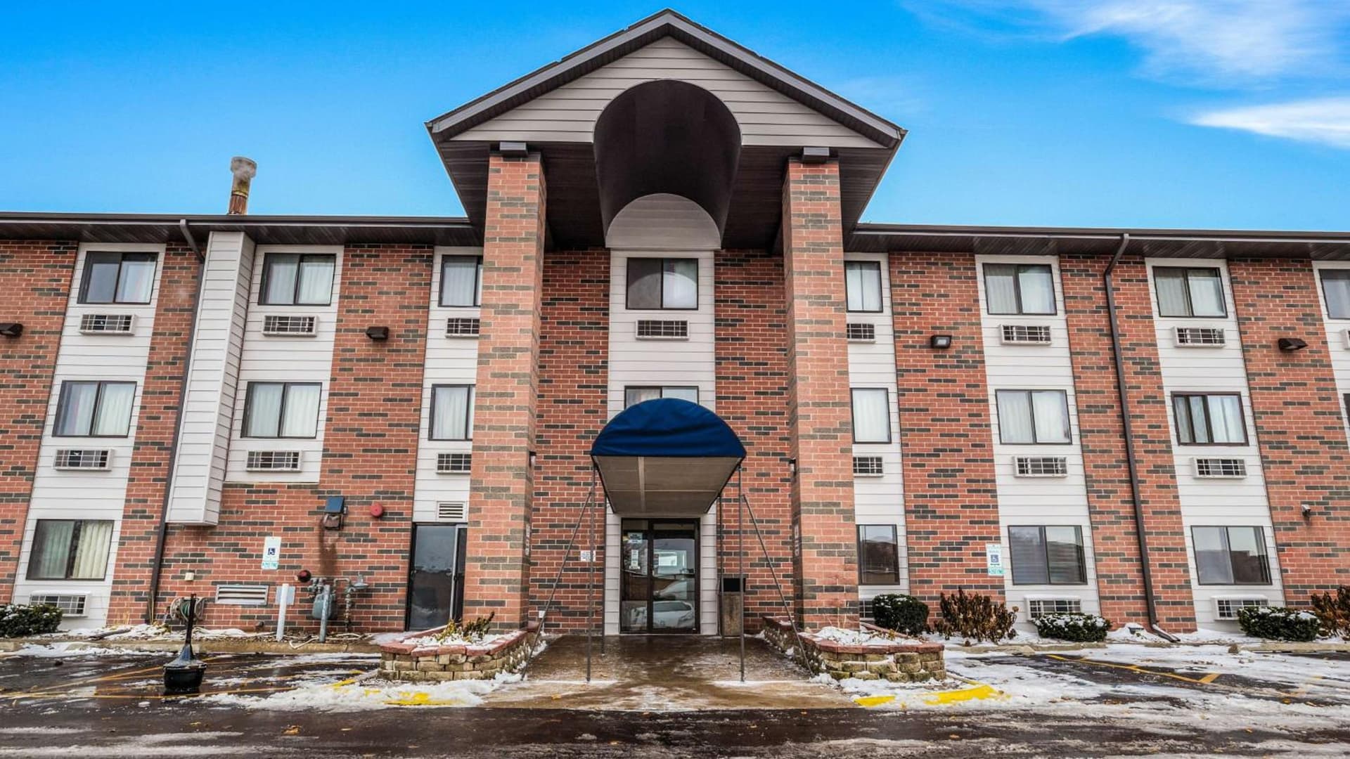 Motel 6-Elk Grove Village, IL interior in Itasca, IL — gallery photo 2