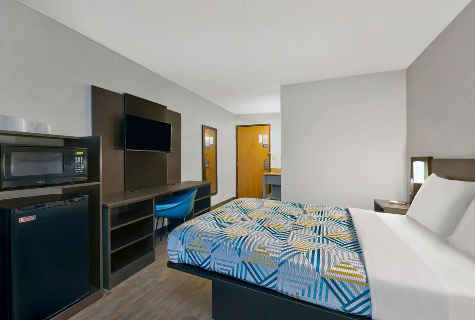 Motel 6-Cedar Rapids, IA - Airport gallery photo in Cedar Rapids, IA — image 19