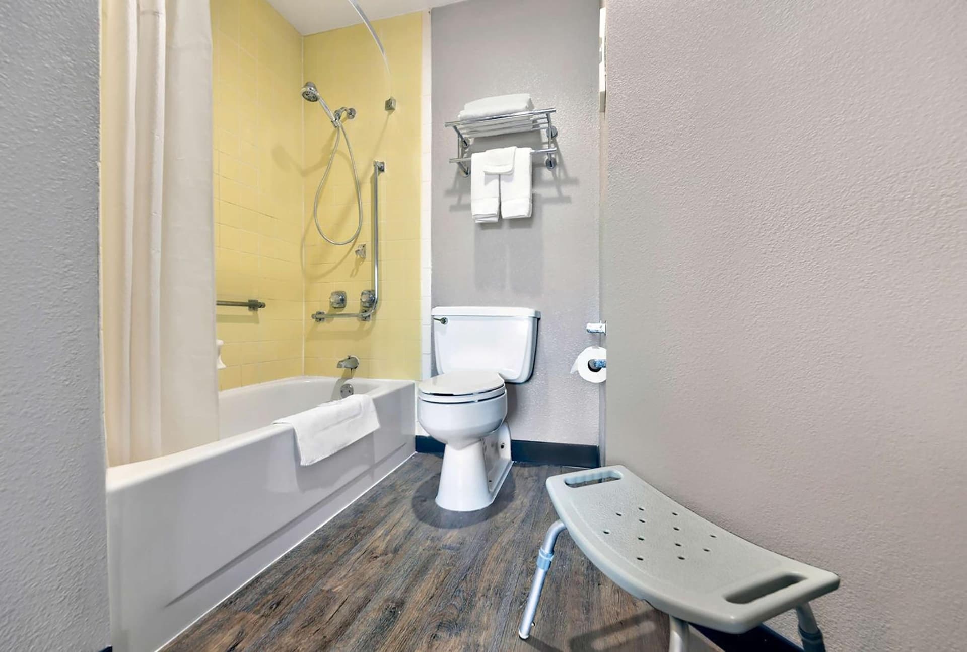 Motel 6-Cedar Rapids, IA - Airport gallery photo in Cedar Rapids, IA — image 12