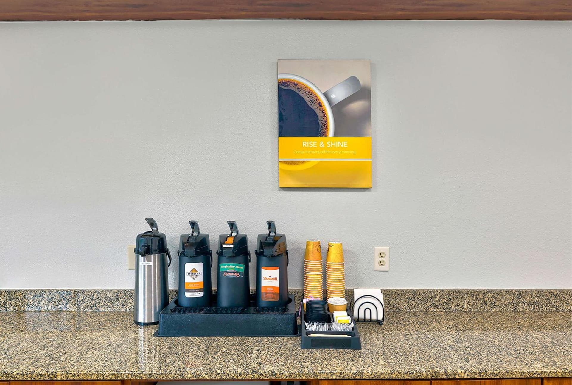 Motel 6-Cedar Rapids, IA - Airport gallery photo in Cedar Rapids, IA — image 21