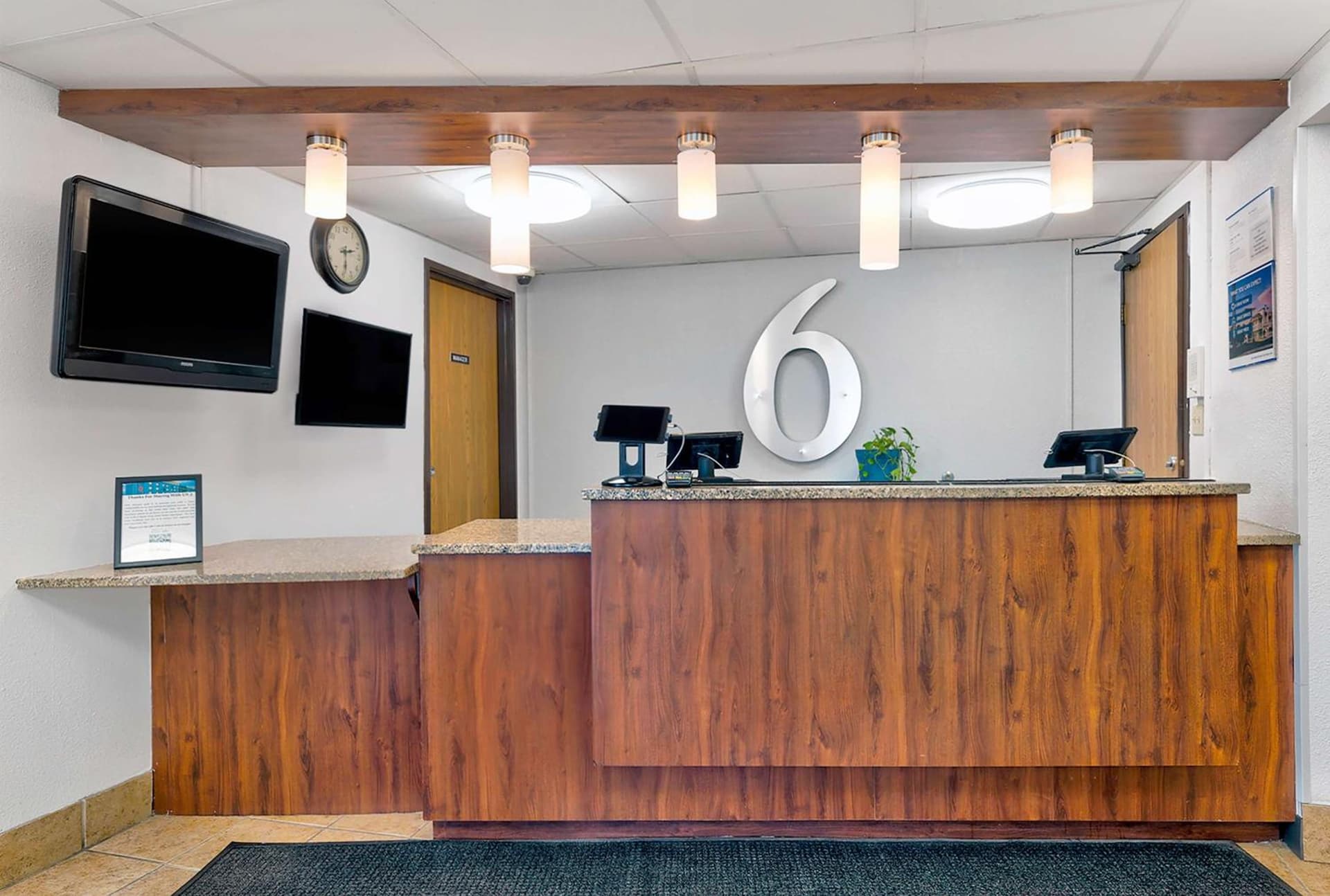 Motel 6-Cedar Rapids, IA - Airport gallery photo in Cedar Rapids, IA — image 8