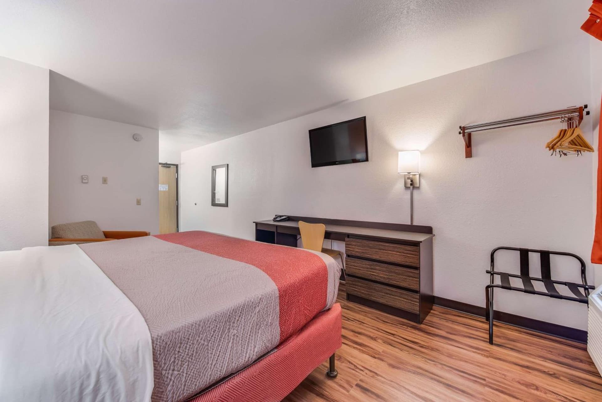 Motel 6-Saint Paul, MN - I-94 gallery photo in Saint Paul, MN — image 10