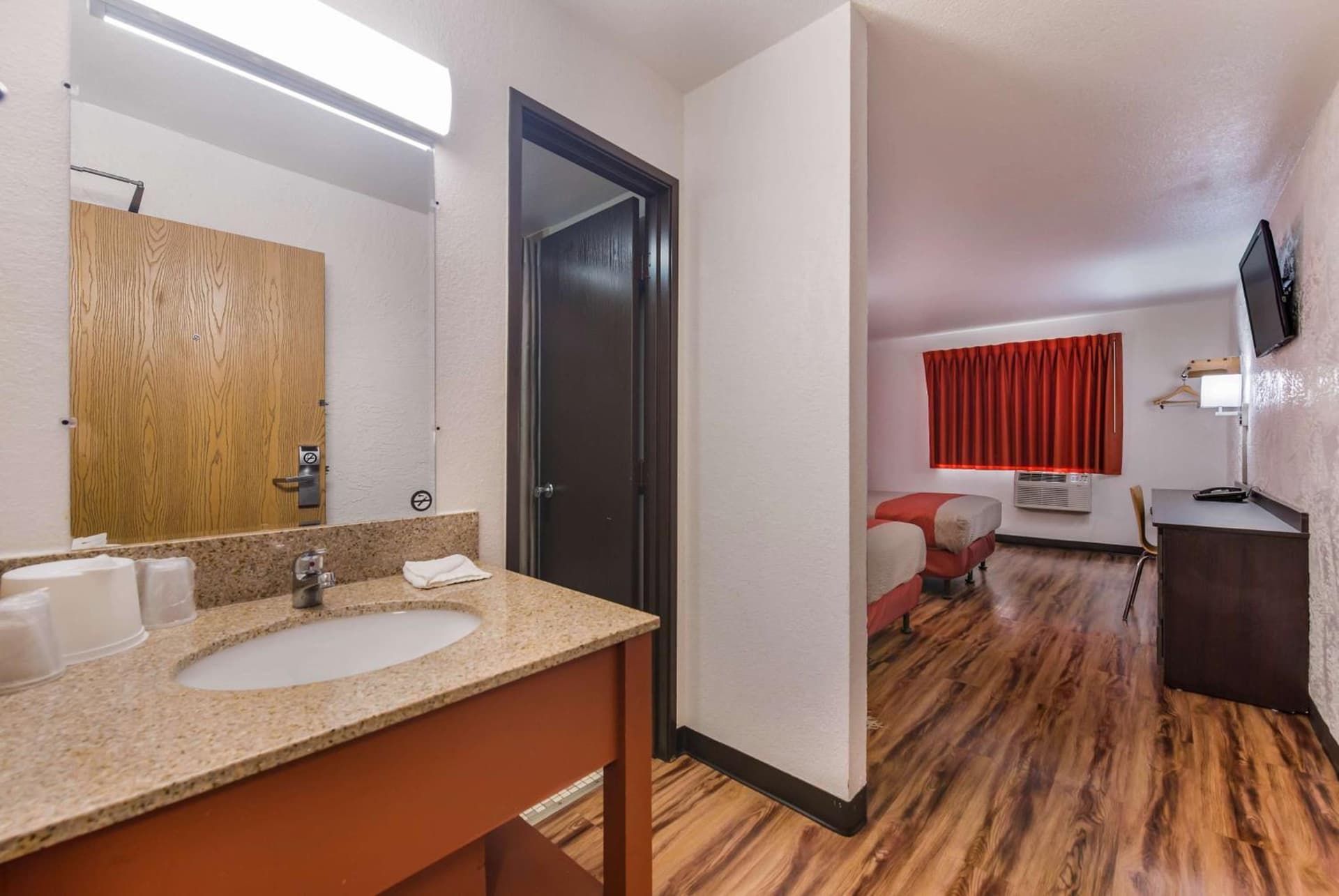 Motel 6-Saint Paul, MN - I-94 gallery photo in Saint Paul, MN — image 25