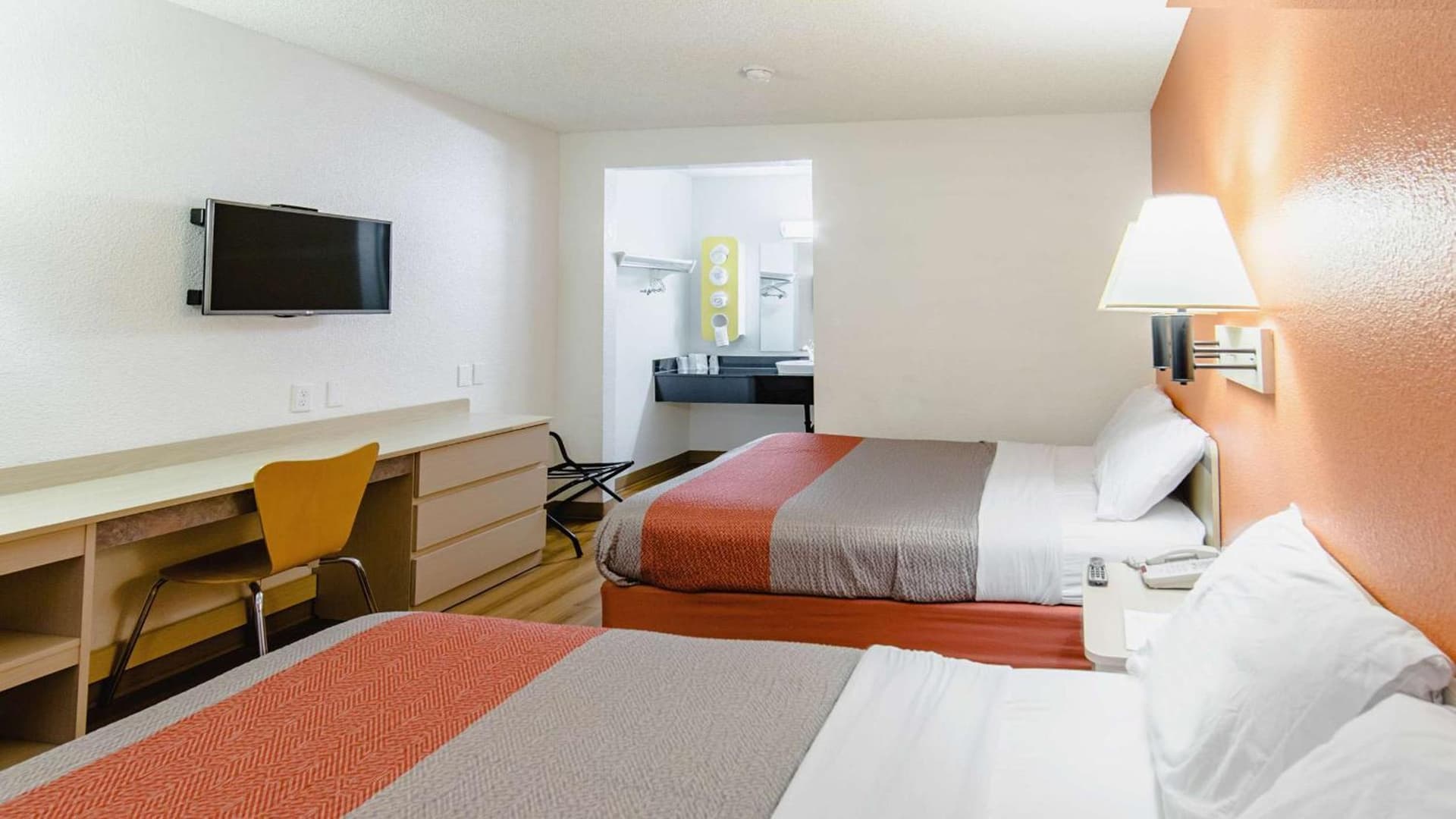 Motel 6-Medford, OR - North gallery photo in Medford, OR — image 6