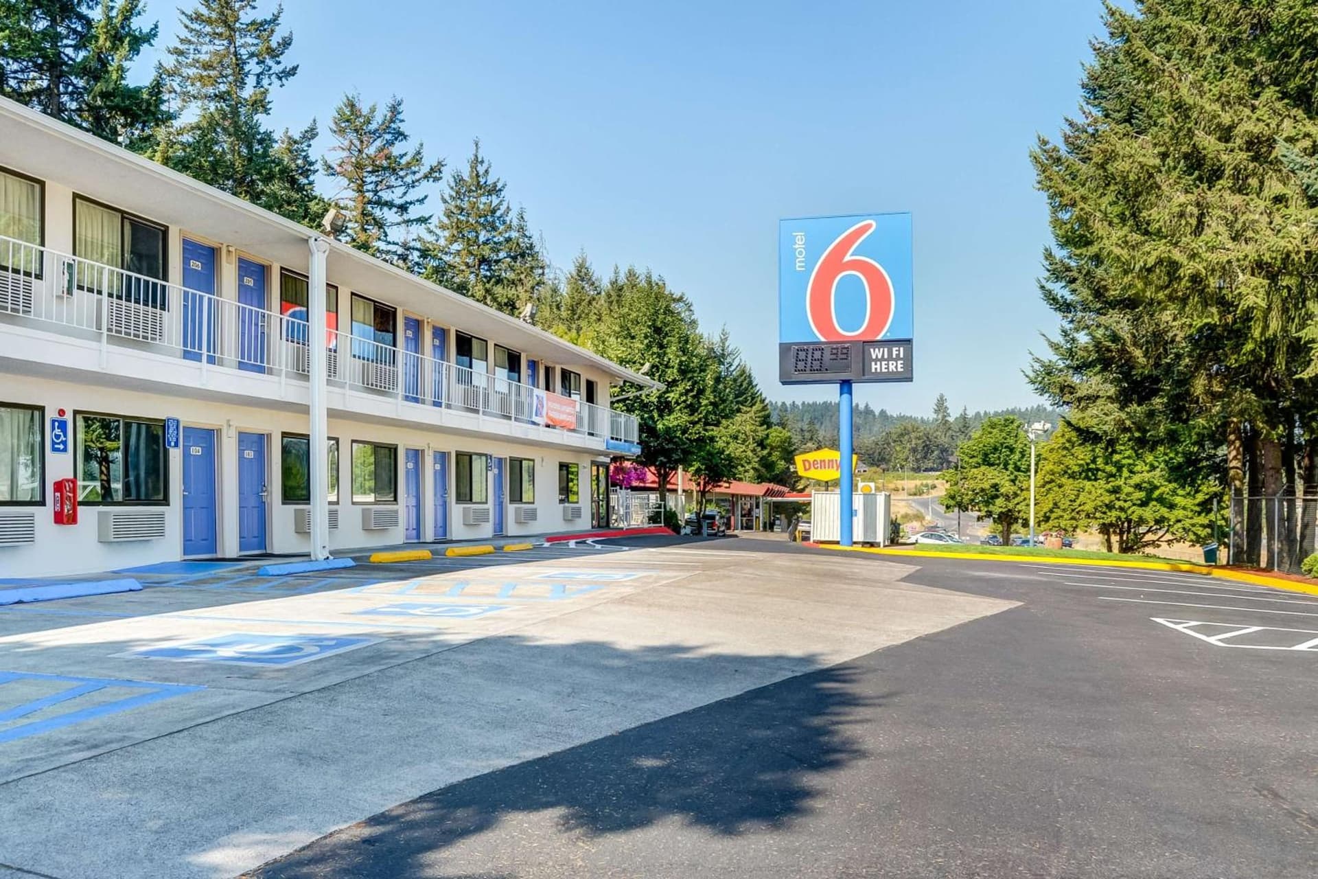 Motel 6-Eugene, OR - South Springfield gallery photo in Eugene, OR — image 25