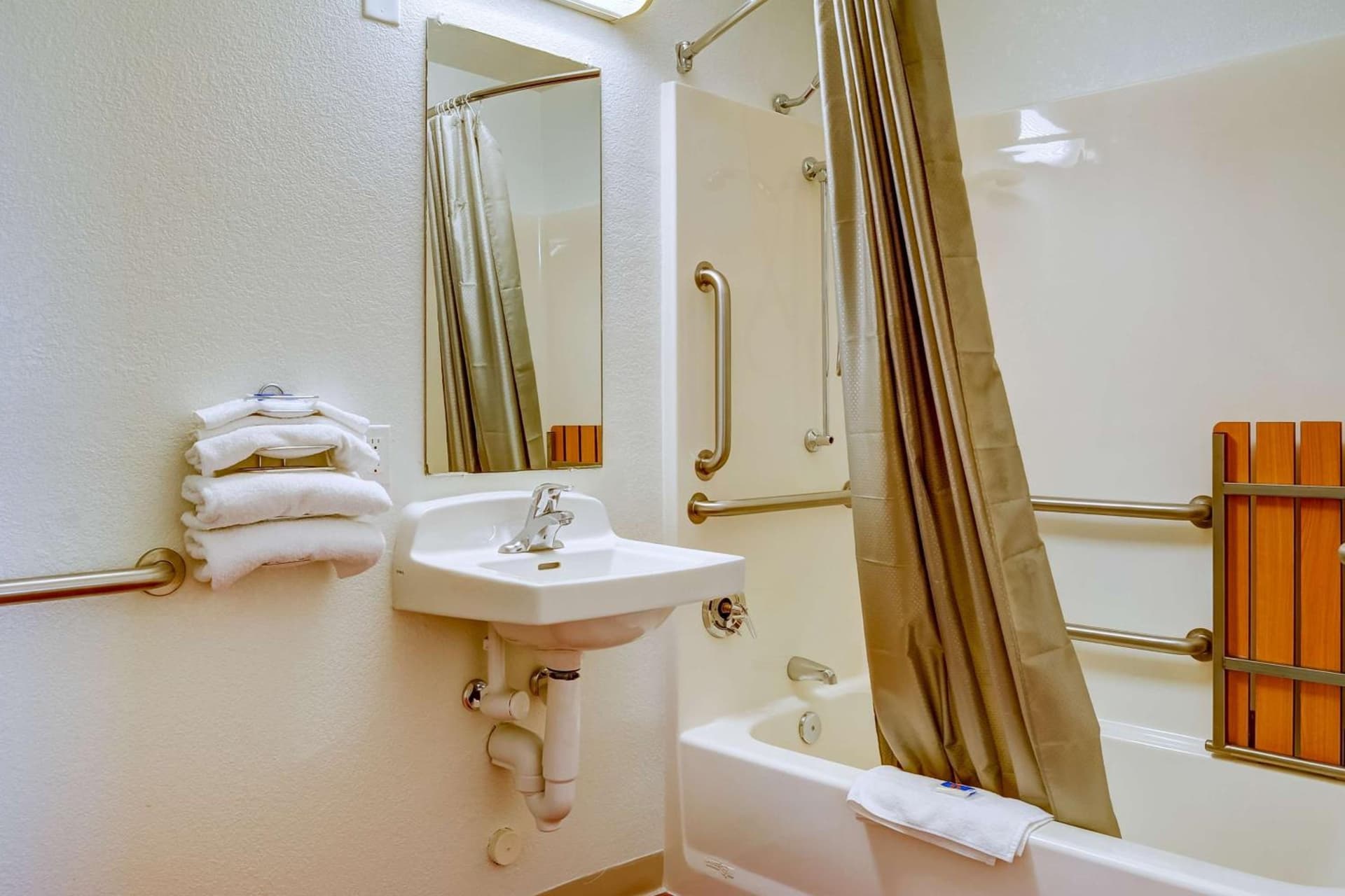 Motel 6-Eugene, OR - South Springfield gallery photo in Eugene, OR — image 55