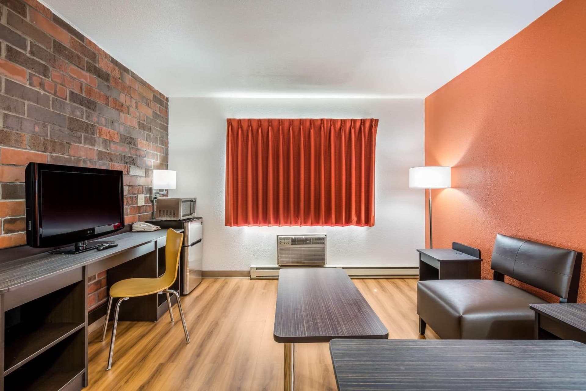 Motel 6-Madison, WI - East gallery photo in Madison, WI — image 22