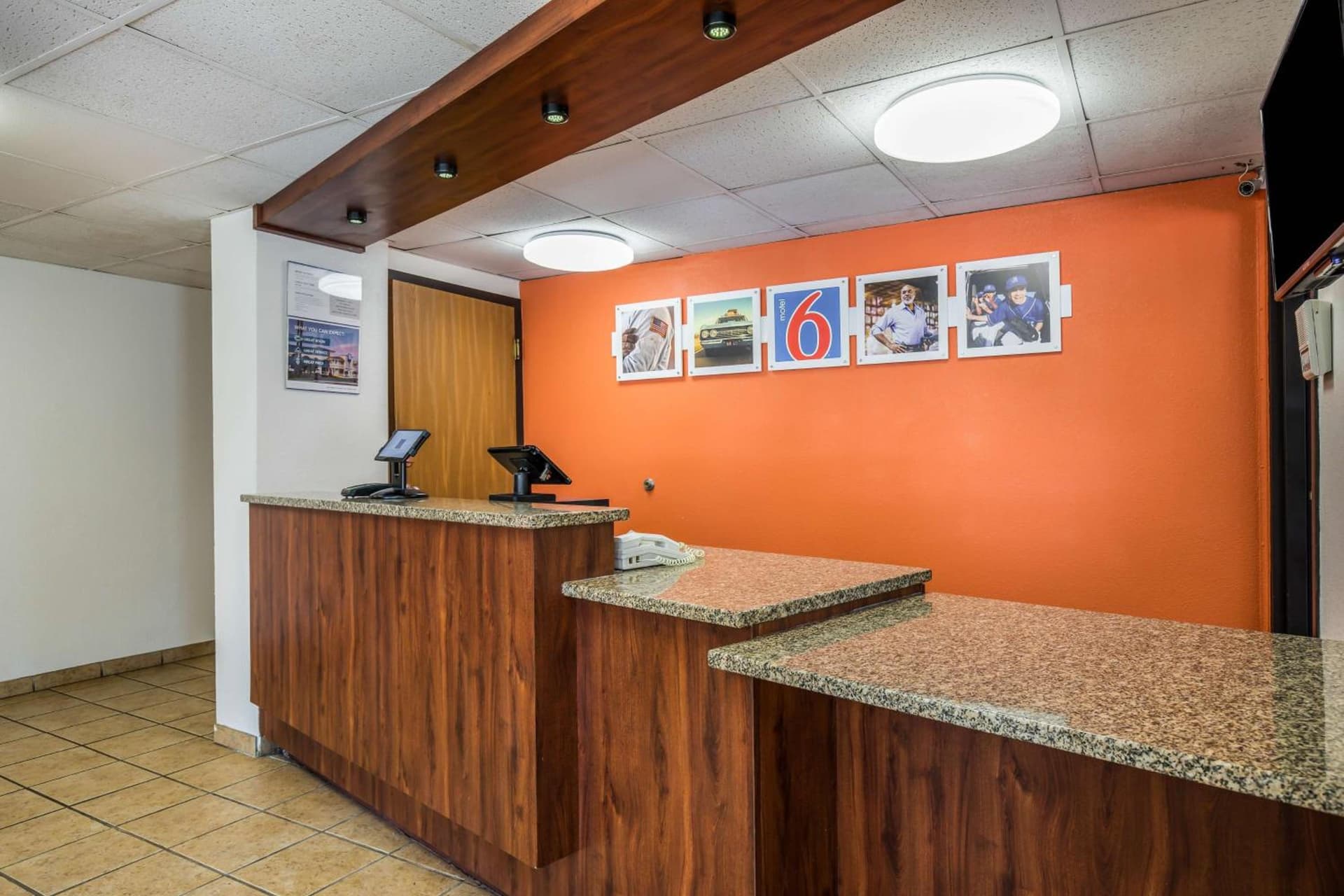 Motel 6-Madison, WI - East gallery photo in Madison, WI — image 6