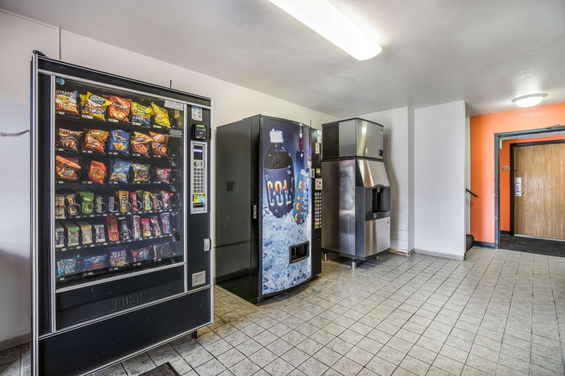 Motel 6-Madison, WI - East gallery photo in Madison, WI — image 21