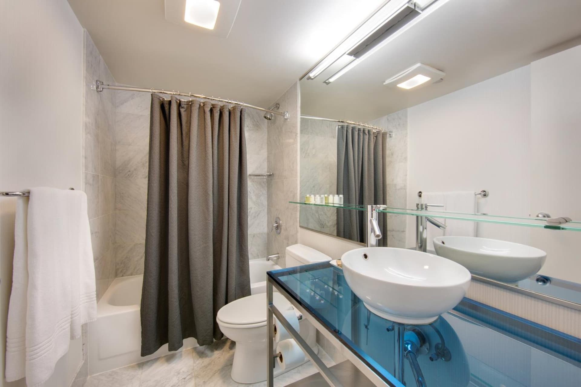 Hotel Murano gallery photo in Tacoma, WA — image 15