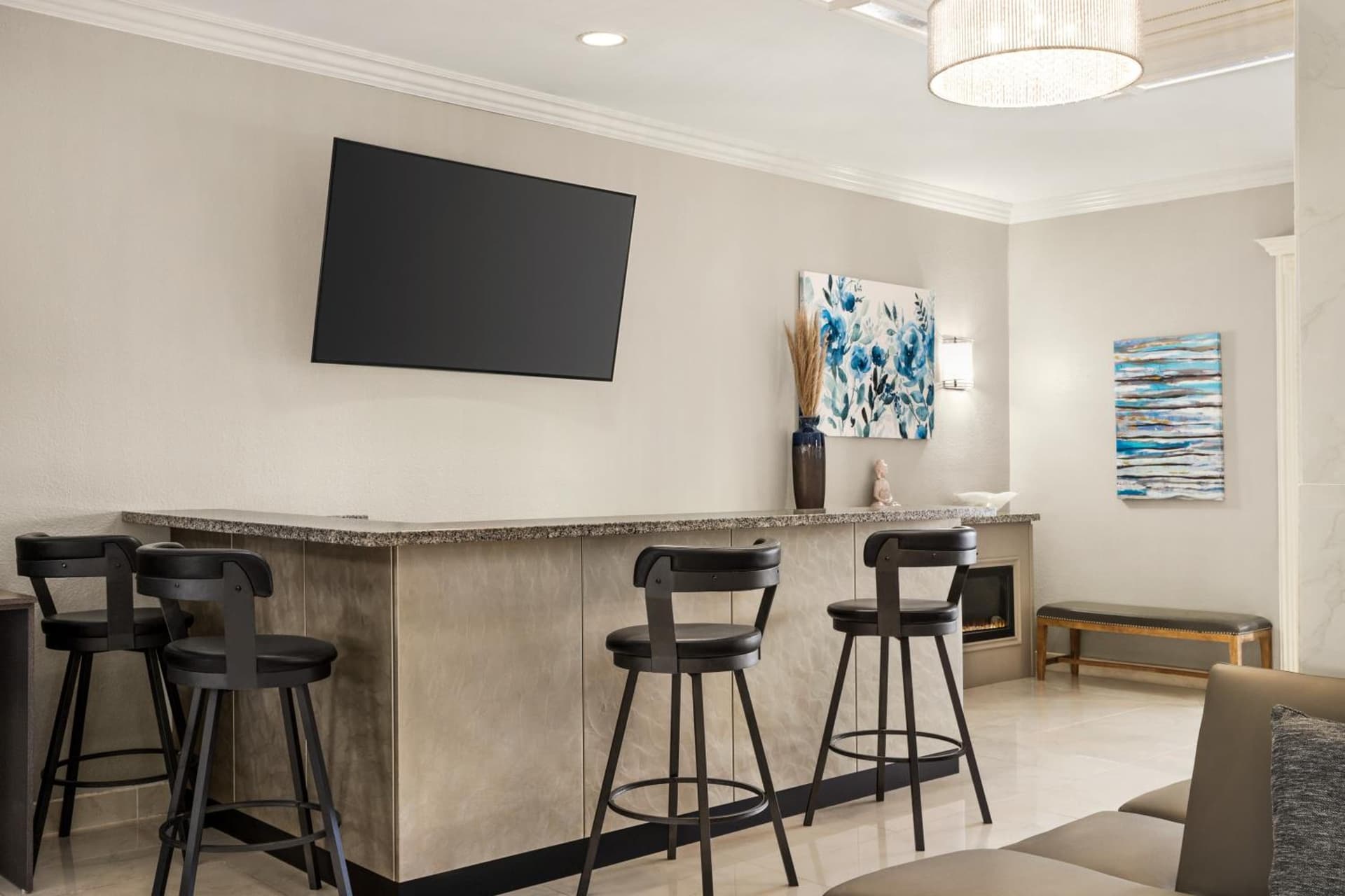 La Quinta by Wyndham Brownsville North gallery photo in Brownsville, TX — image 41
