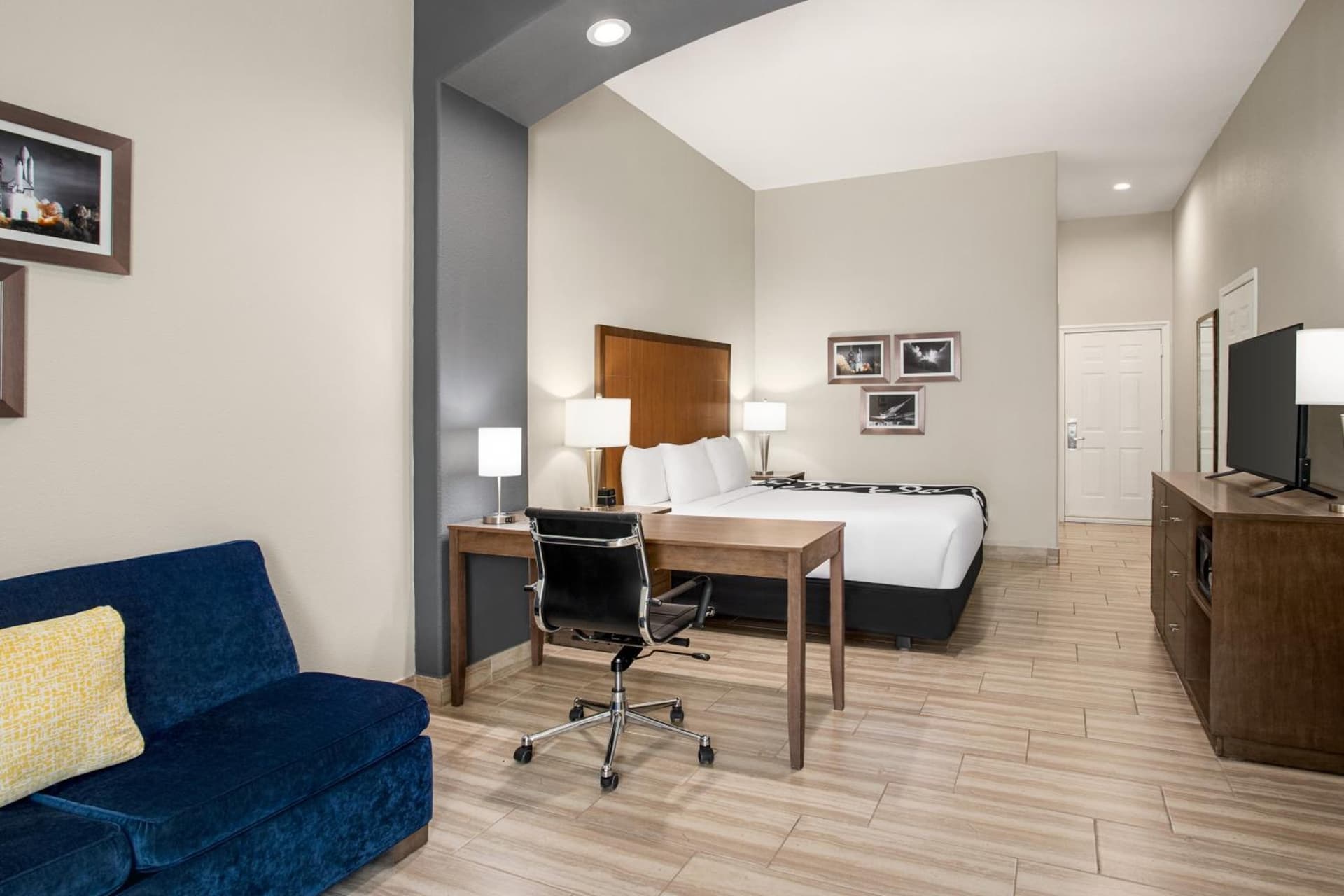 La Quinta by Wyndham Brownsville North gallery photo in Brownsville, TX — image 17