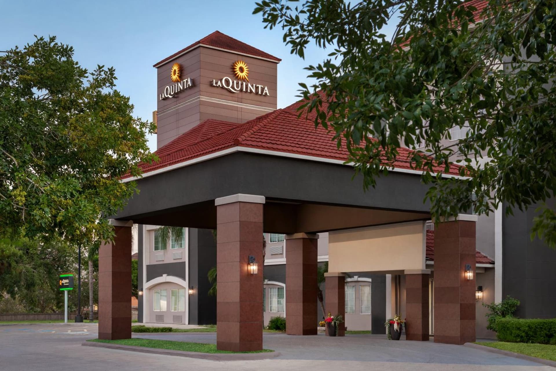 La Quinta by Wyndham Brownsville North gallery photo in Brownsville, TX — image 67