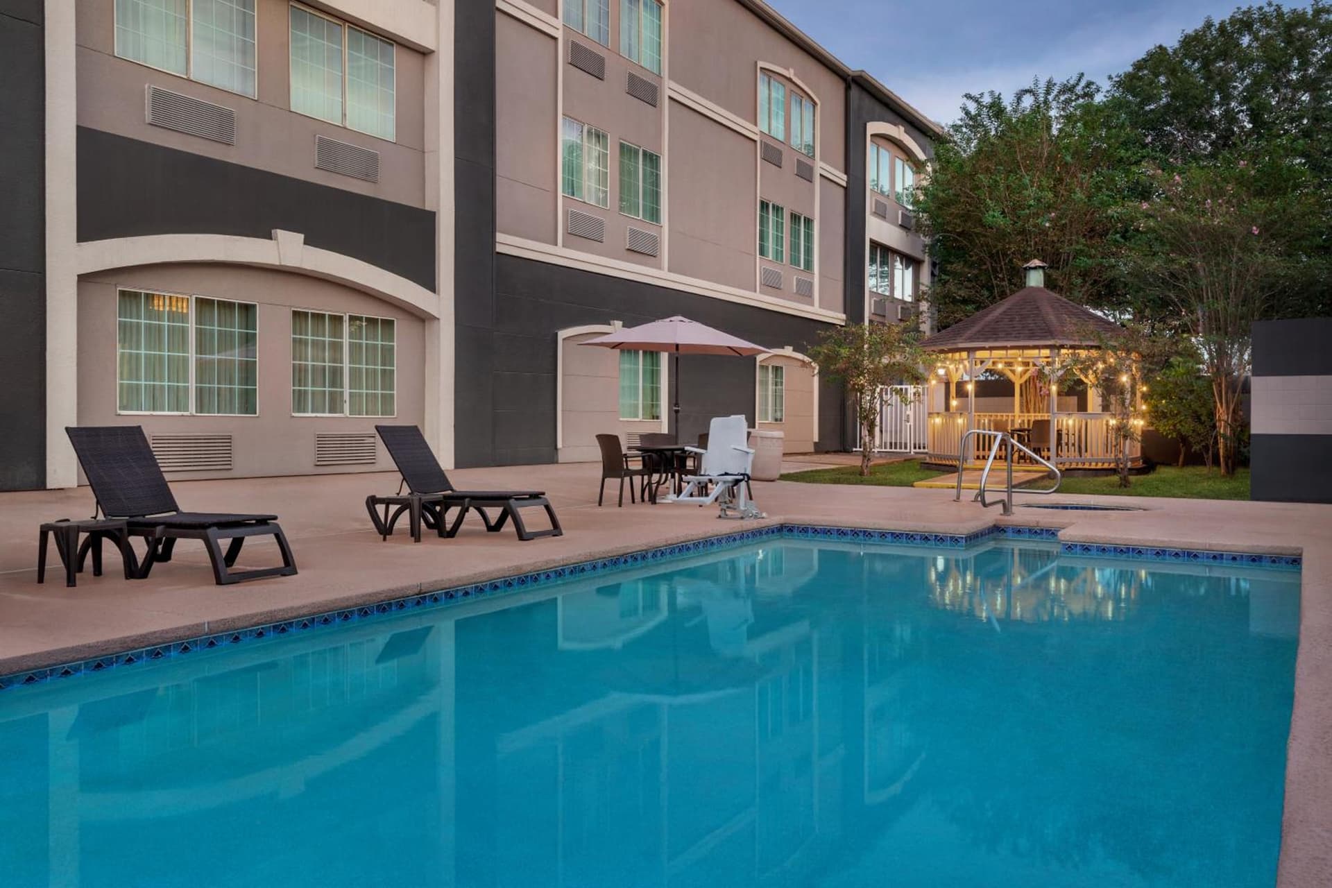 La Quinta by Wyndham Brownsville North gallery photo in Brownsville, TX — image 48