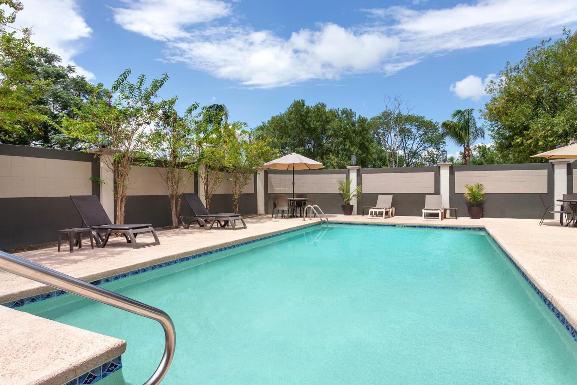 La Quinta by Wyndham Brownsville North gallery photo in Brownsville, TX — image 52