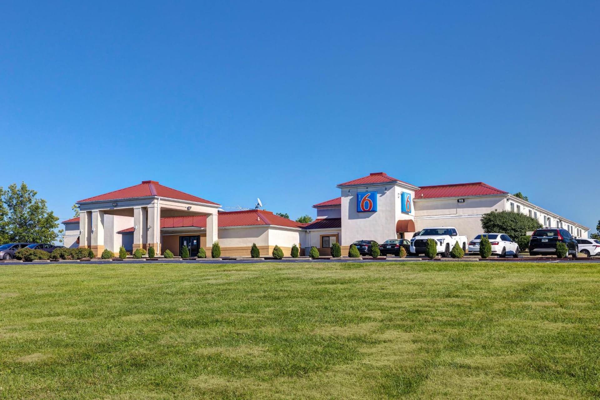 Motel 6-Shepherdsville, KY Louisville South interior in Shepherdsville, KY — gallery photo 2