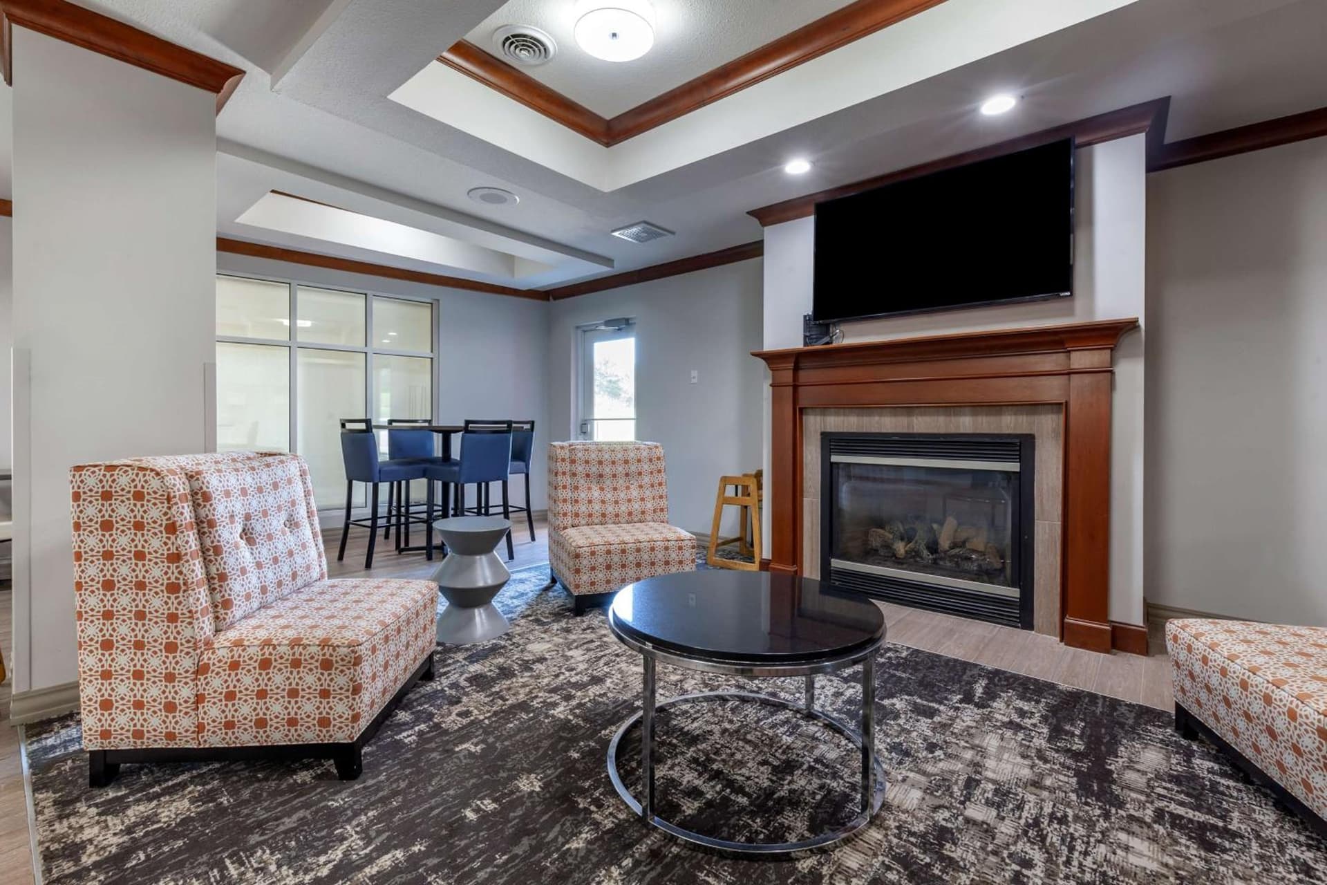 Best Western PLUS Sparta Trail Lodge interior in Sparta, WI — gallery photo 2