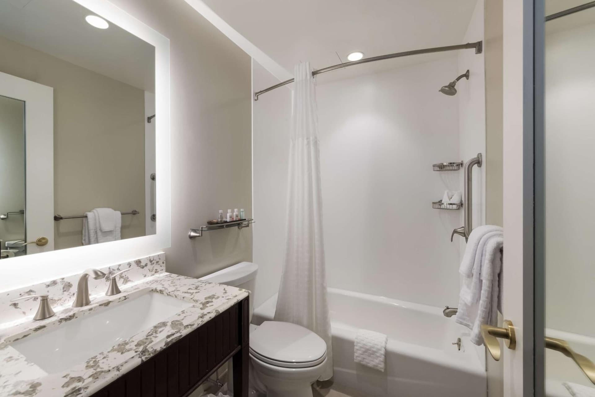 Independence Park Hotel, BW Premier Collection property views in Philadelphia, PA — gallery photo 3