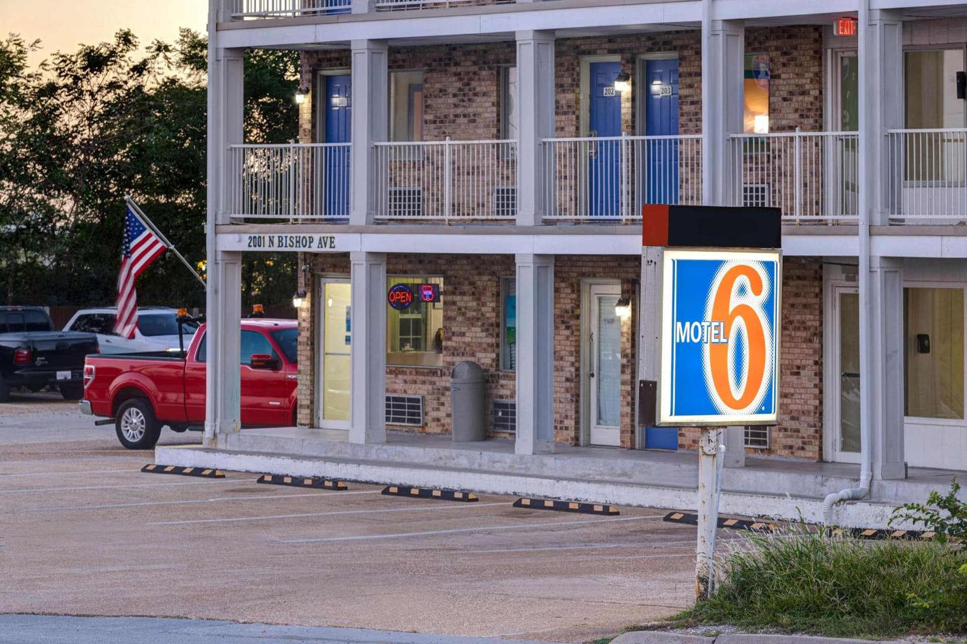 Motel 6-Rolla, MO featured exterior or lobby in Rolla, MO — similar hotel