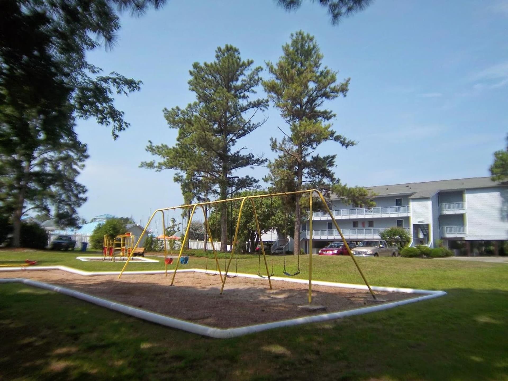 Sandcastle Cove Resort gallery photo in New Bern, NC — image 16
