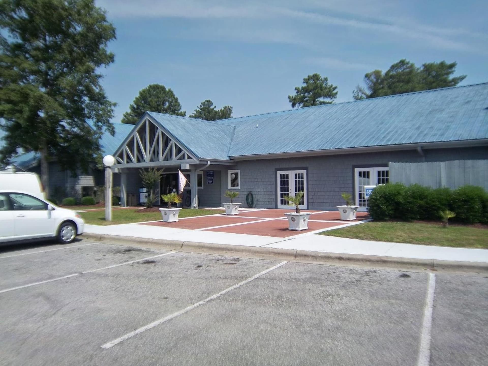 Sandcastle Cove Resort gallery photo in New Bern, NC — image 15