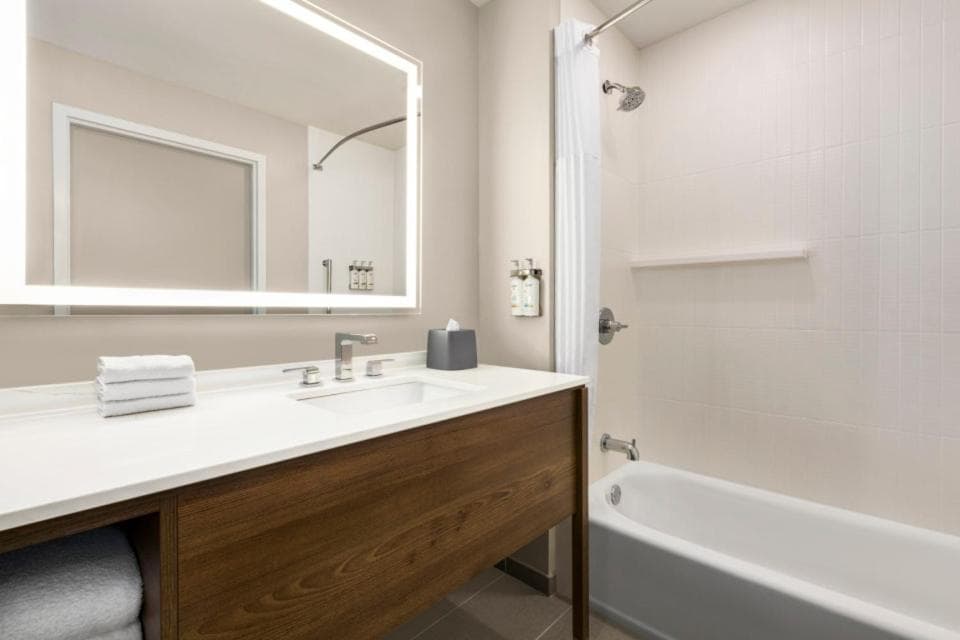 Staybridge Suites - Lexington S Medical Ctr Area by IHG gallery photo in Lexington, KY — image 6