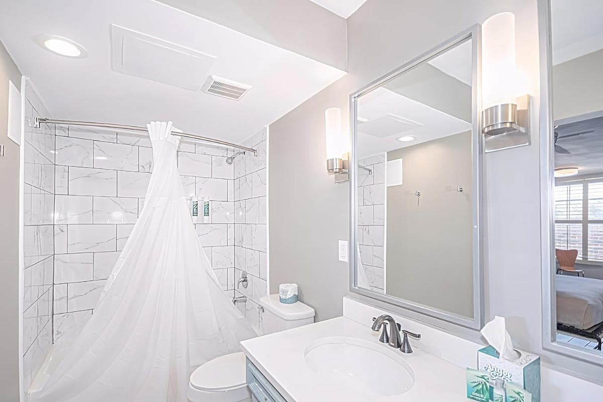 Seven Hills Suites I-10 gallery photo in Tallahassee, FL — image 15