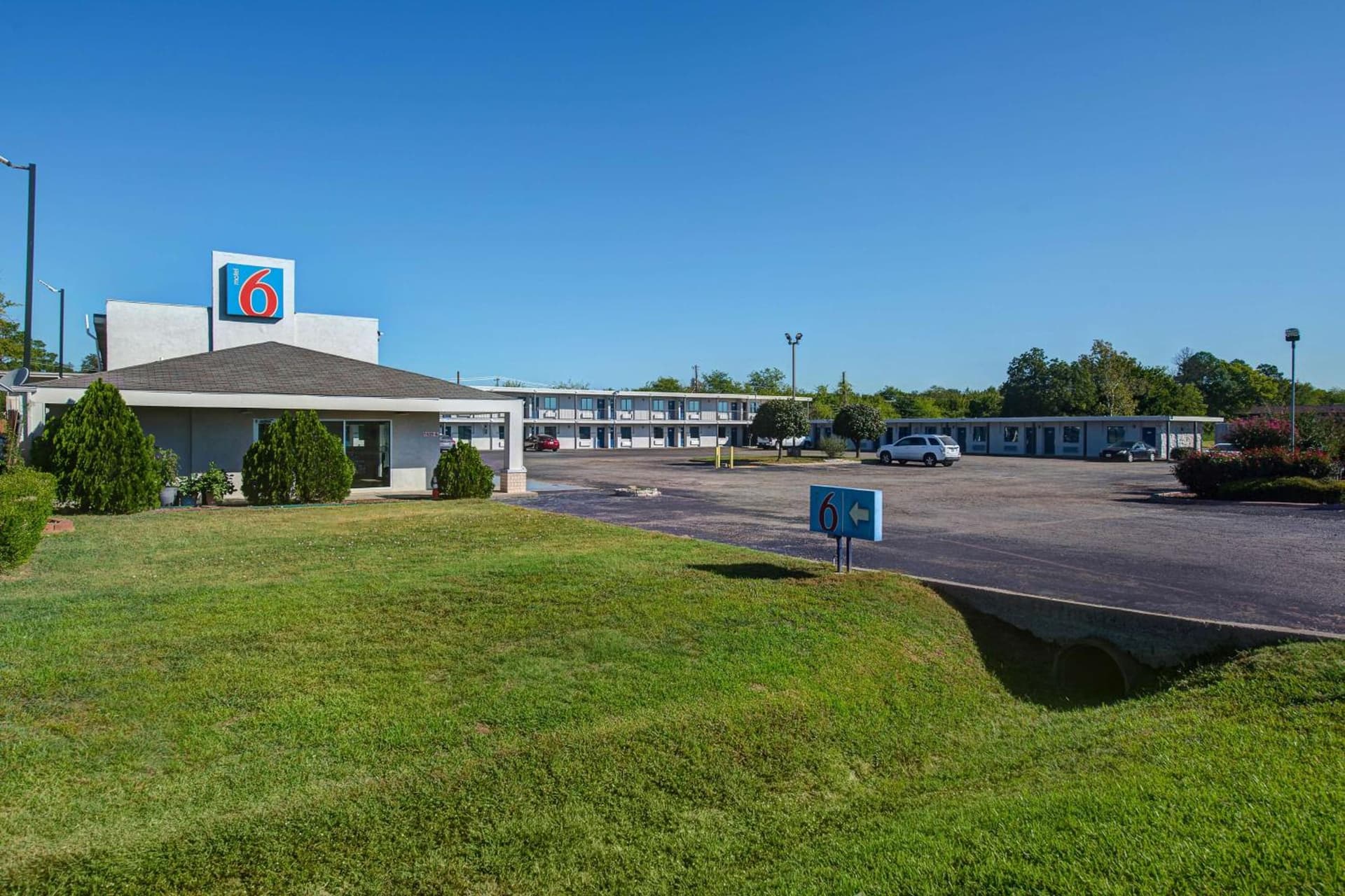 Motel 6-Sulphur Springs, TX property views in Sulphur Springs, TX — gallery photo 3