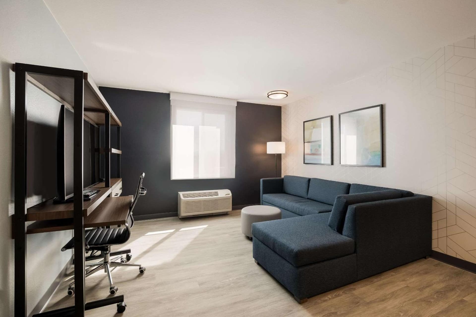 Everhome Suites Corona gallery photo in Corona, CA — image 27