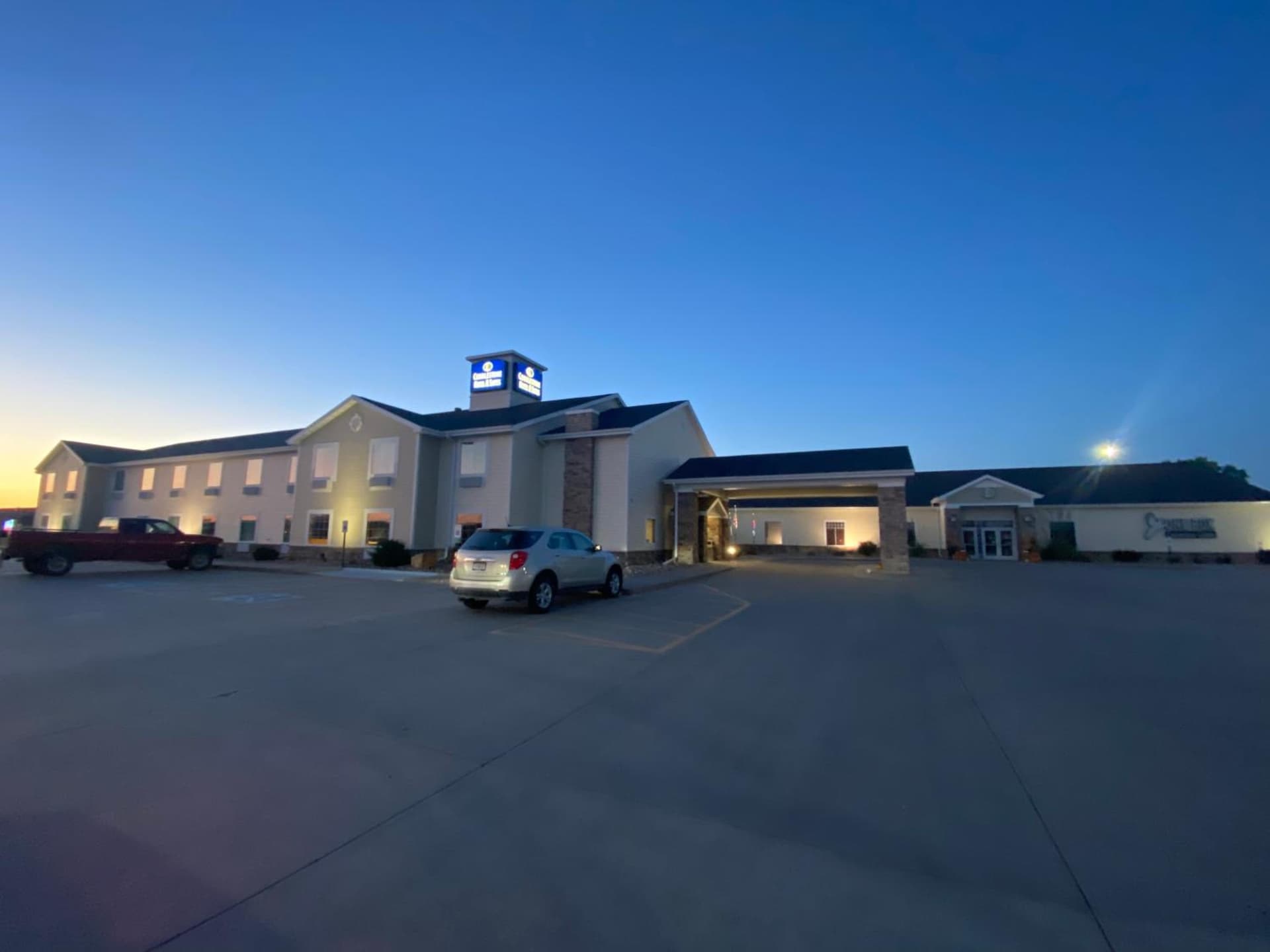 Cobblestone Hotel & Suites - Broken Bow property views in Broken Bow, NE — gallery photo 3