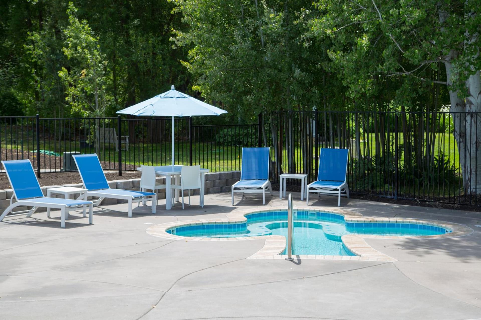 Lithia Springs Resort property views in Ashland, OR — gallery photo 3