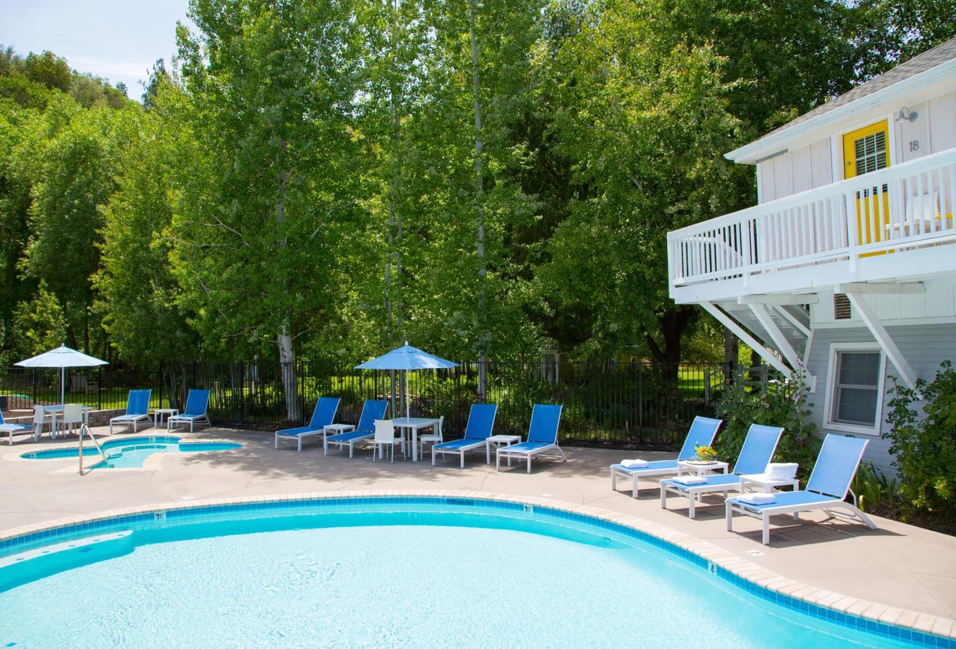 Lithia Springs Resort interior in Ashland, OR — gallery photo 2