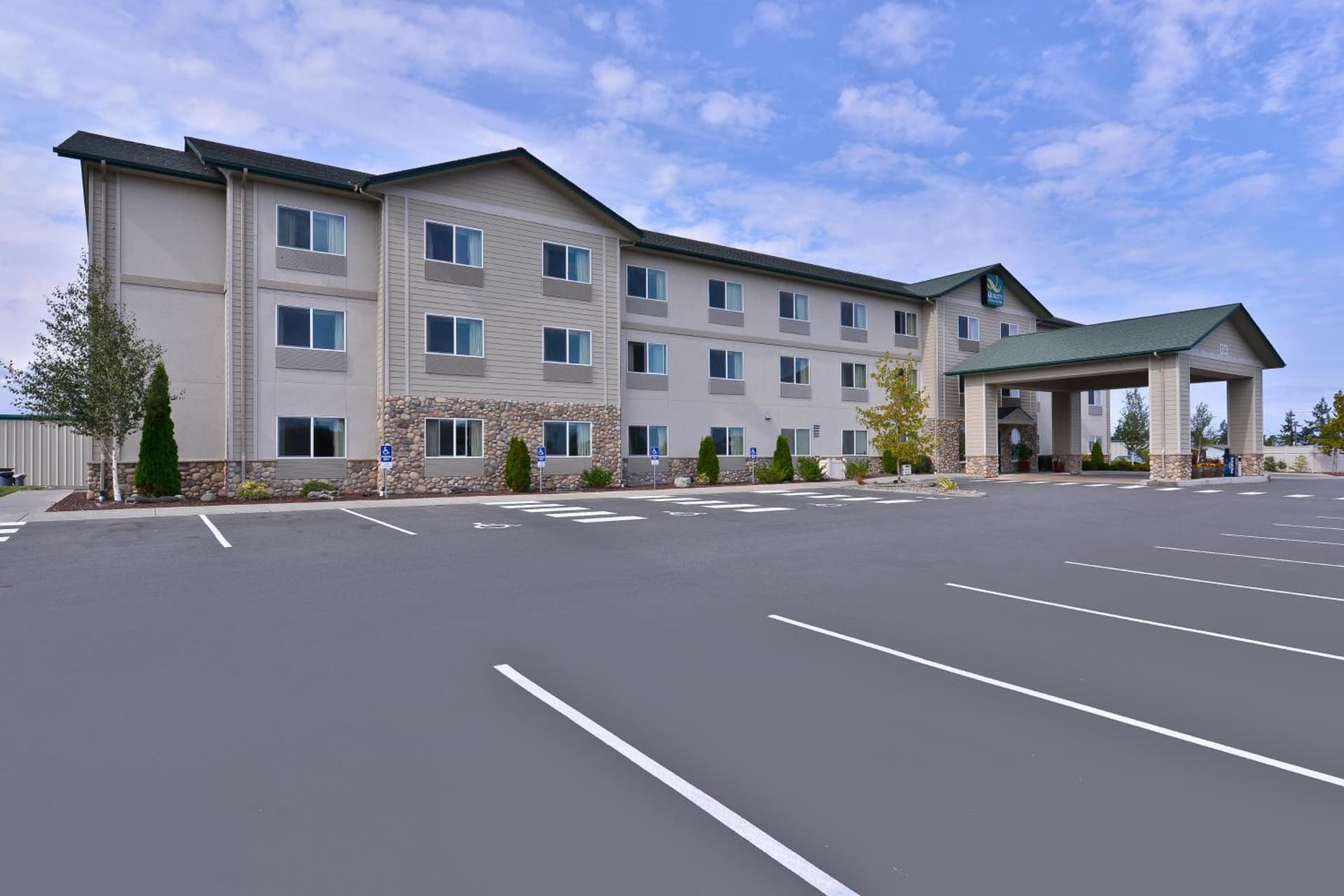 Quality Inn & Suites Sequim at Olympic National Park gallery photo in Sequim, WA — image 35