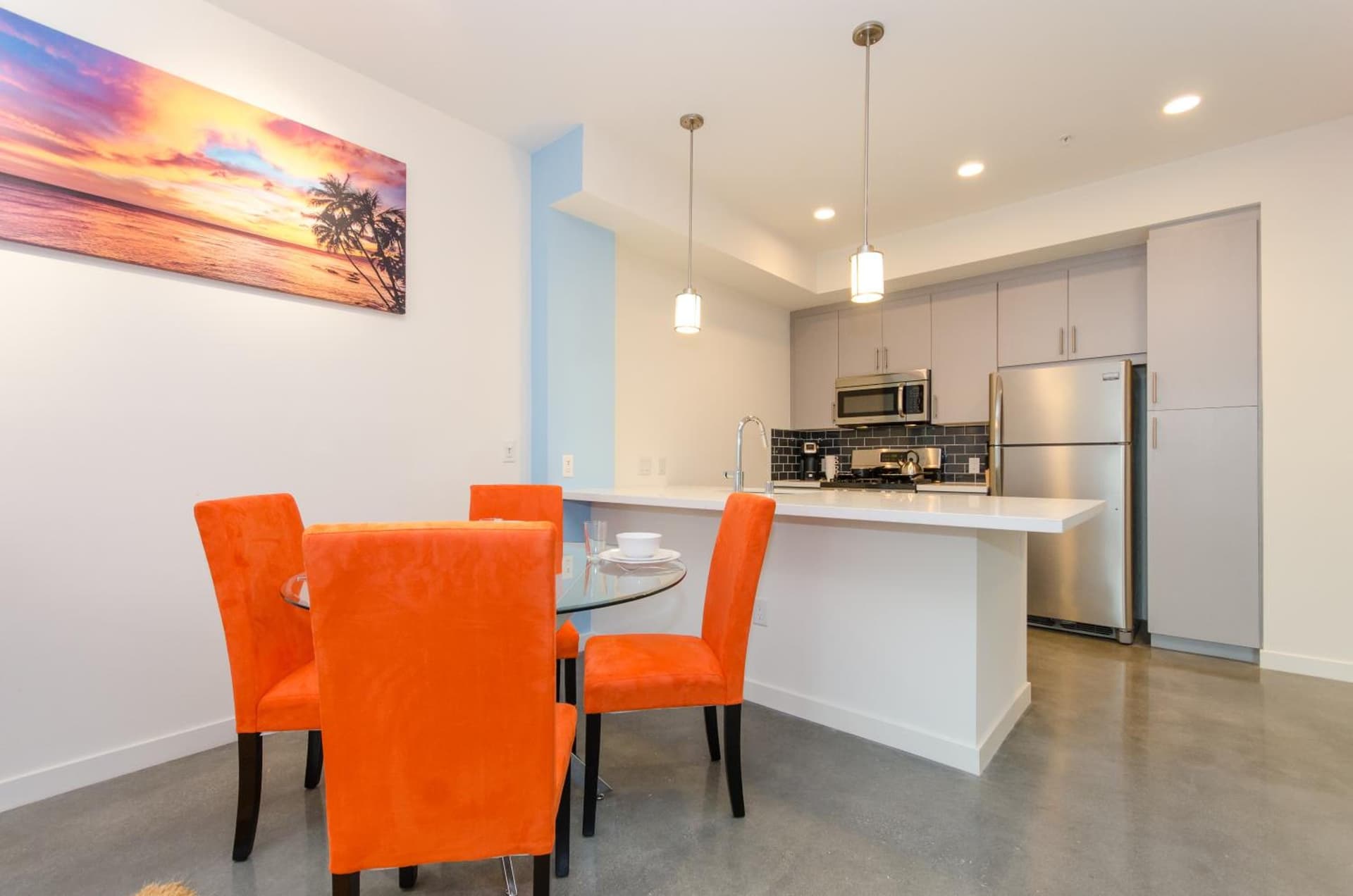 Modern Apartment Rentals property views in Los Angeles, CA — gallery photo 3