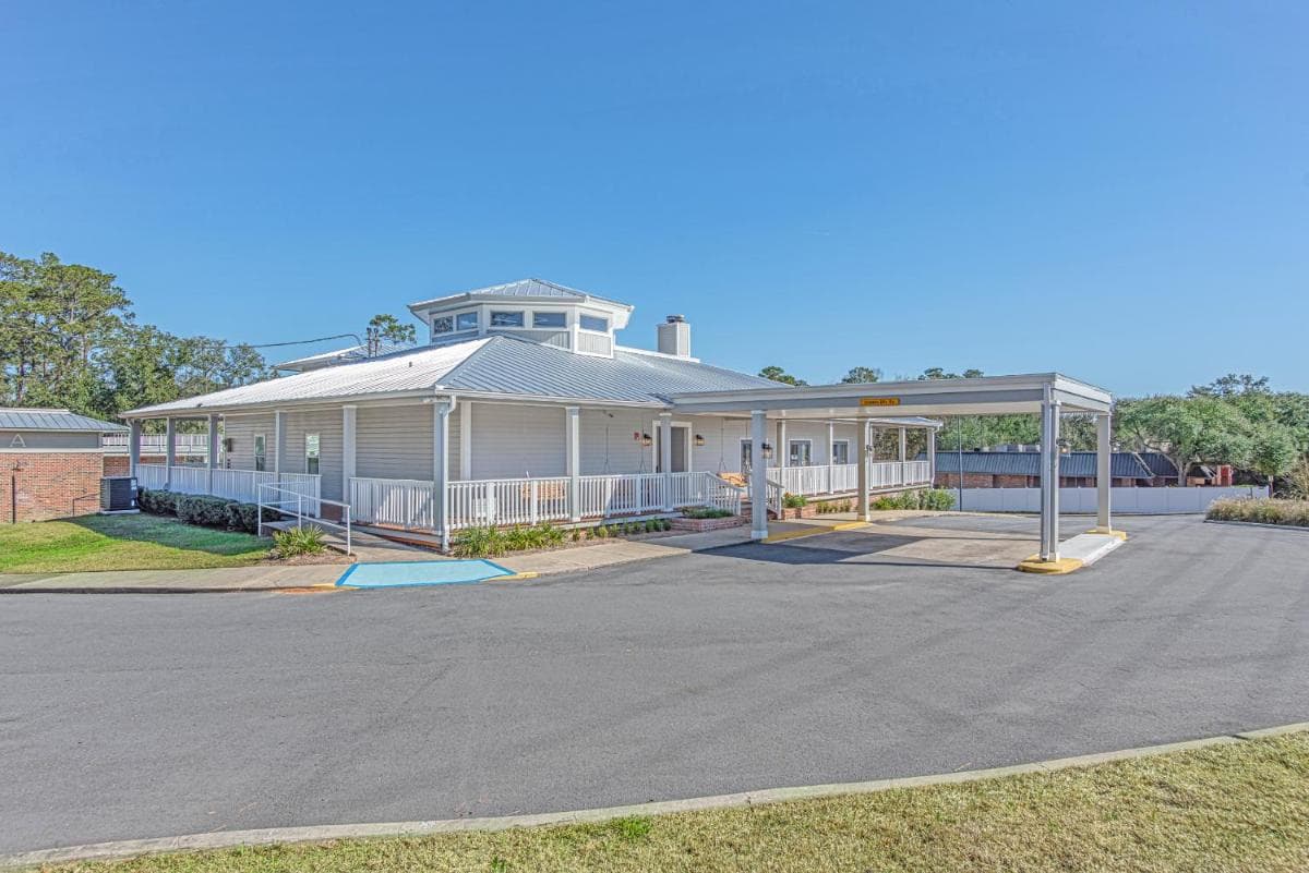 Seven Hills Suites I-10 gallery photo in Tallahassee, FL — image 44