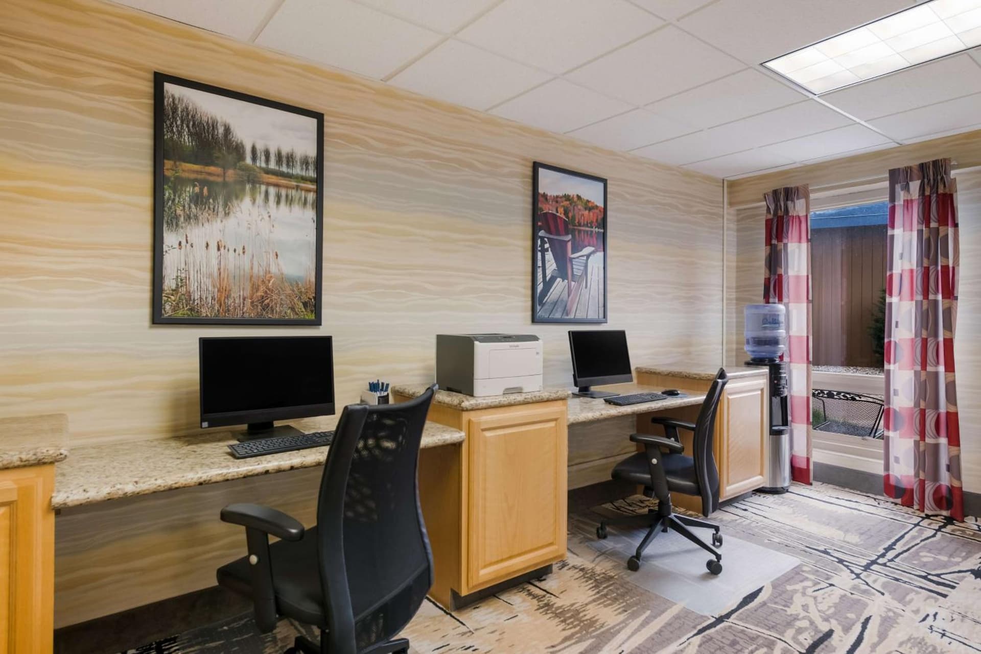 Best Western Holiday Lodge property views in Clear Lake, IA — gallery photo 3