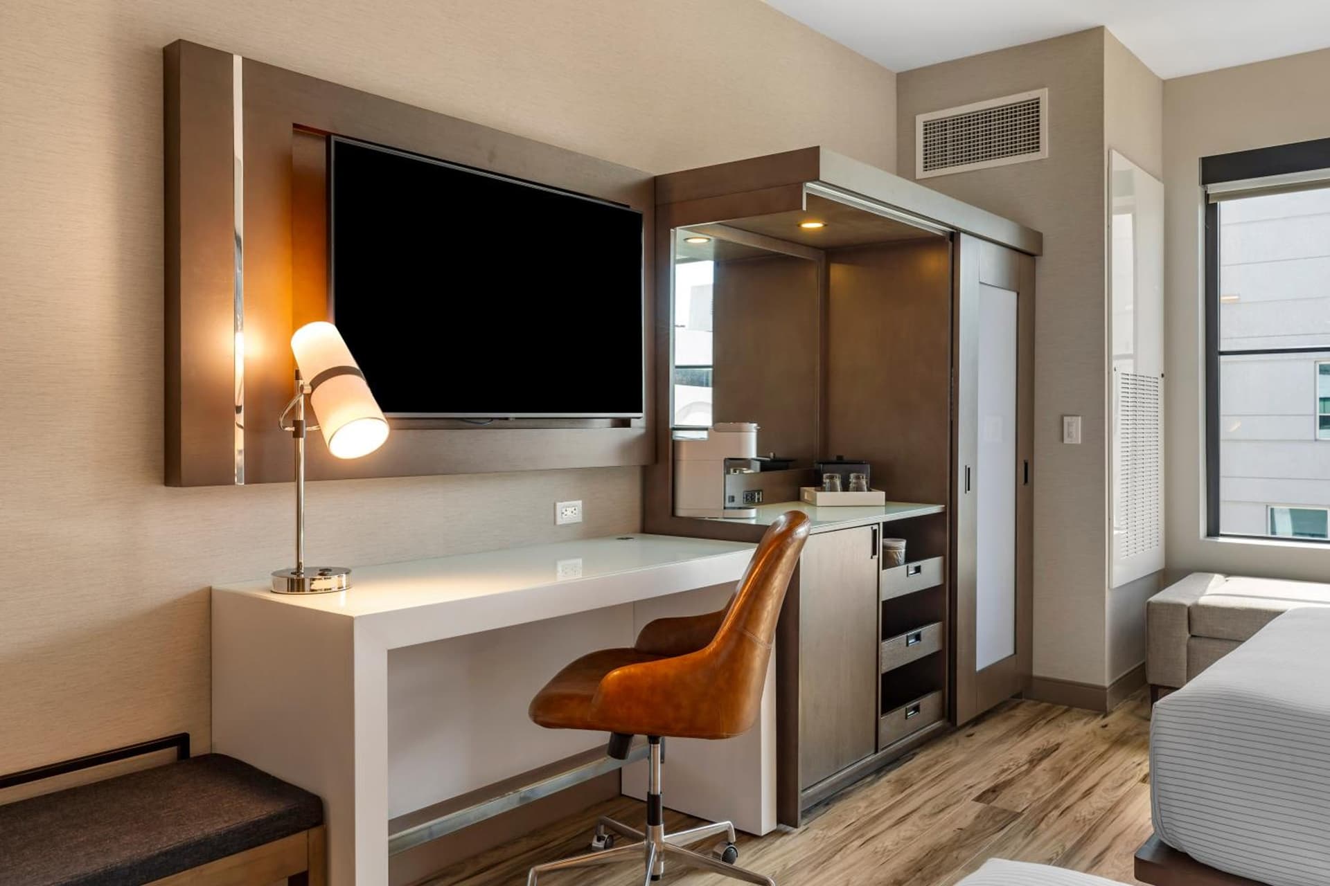 Cambria Hotel New Haven University Area gallery photo in New Haven, CT — image 55