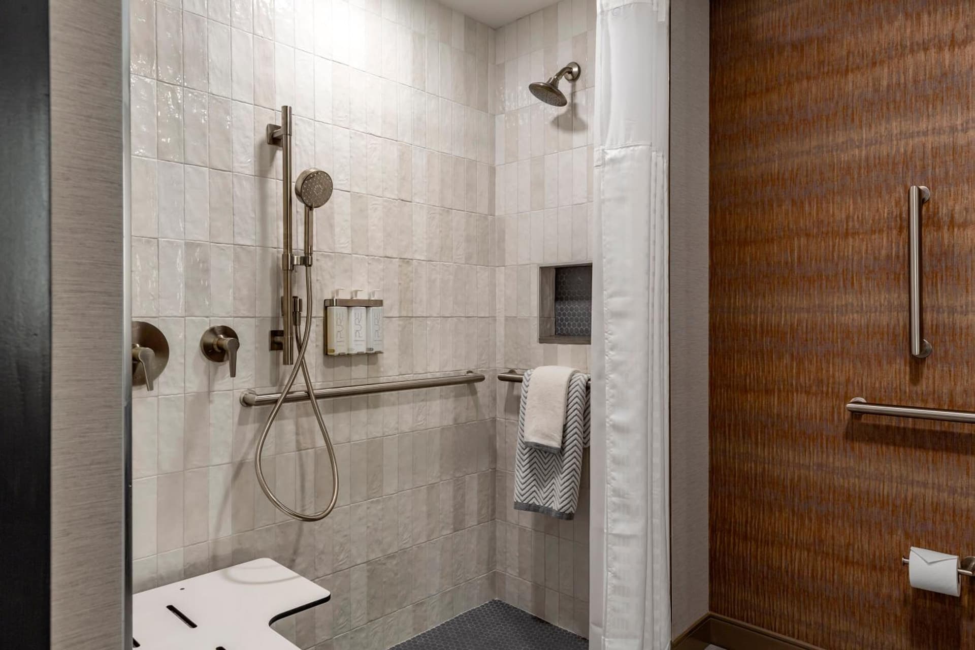 Cambria Hotel New Haven University Area gallery photo in New Haven, CT — image 90