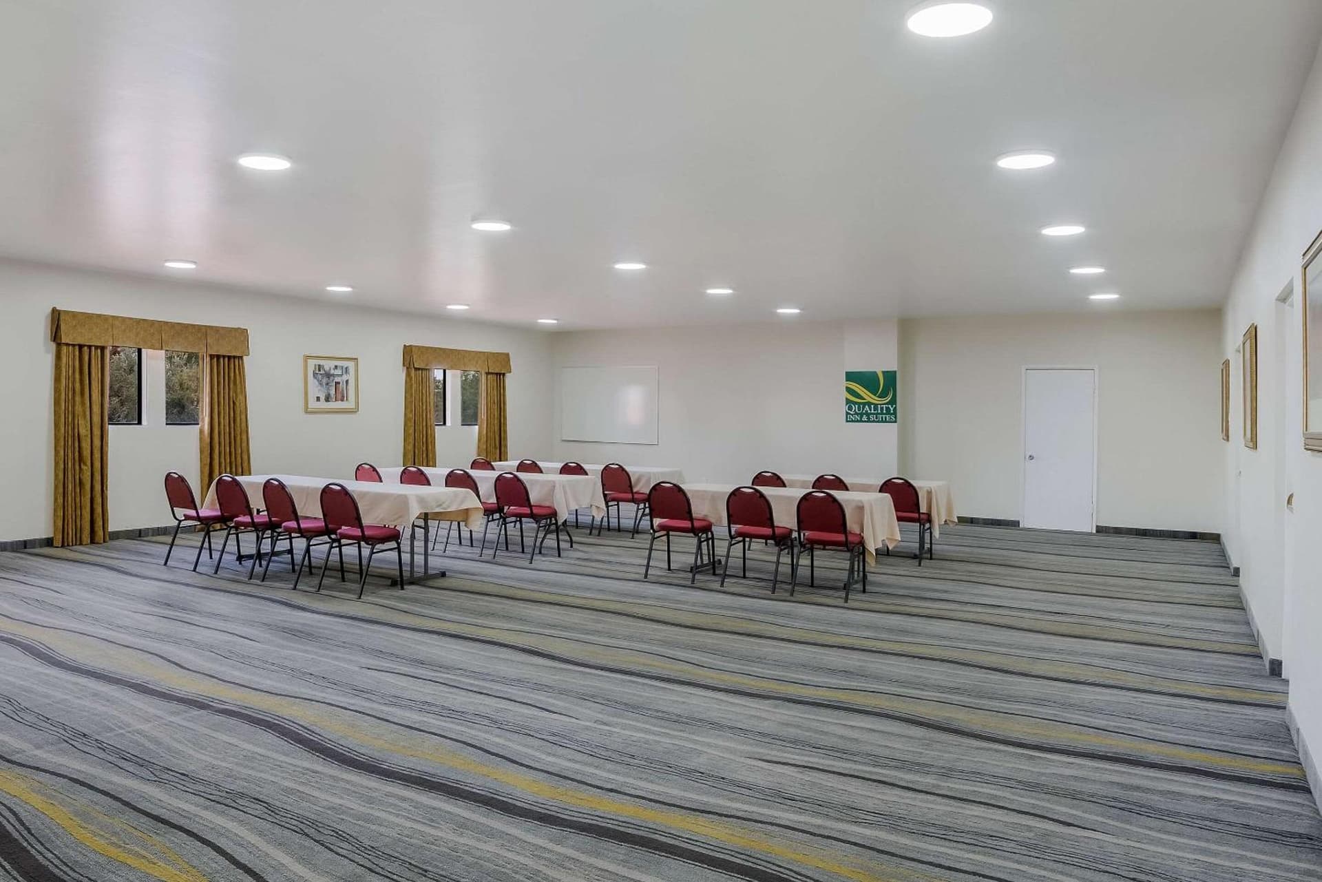 Quality Inn & Suites Goodyear - Phoenix West gallery photo in Goodyear, AZ — image 64