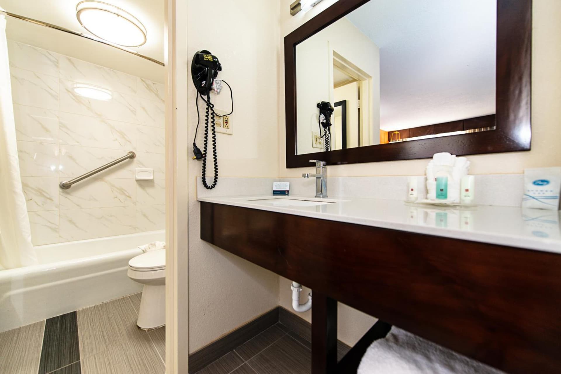 New Hope Inn & Suites gallery photo in New Hope, PA — image 29