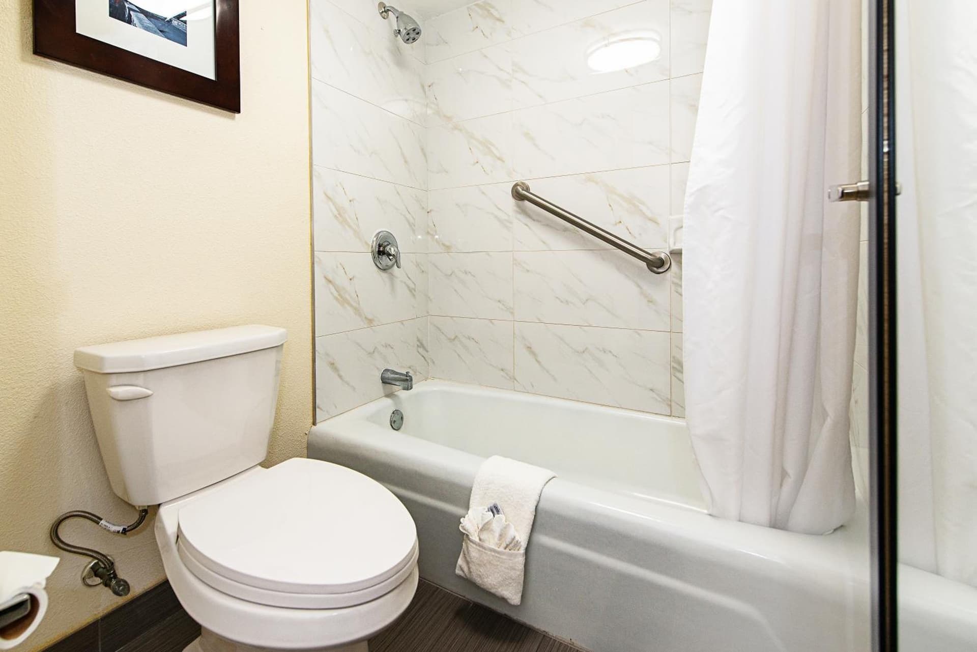 New Hope Inn & Suites gallery photo in New Hope, PA — image 33