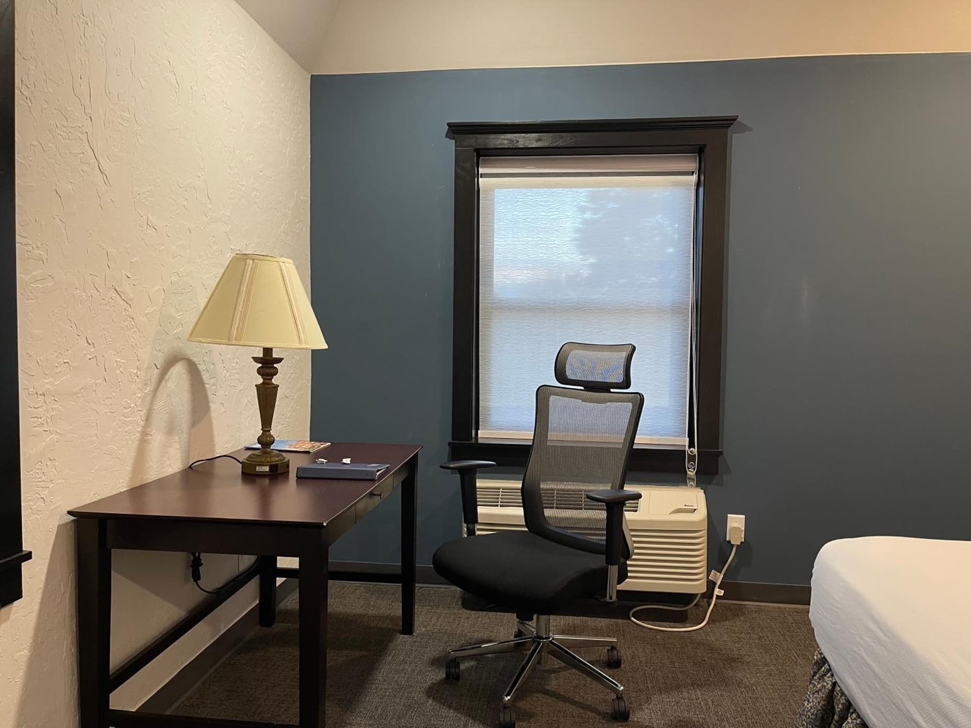 Chateau Hotel and Conference Center gallery photo in Bloomington, IL — image 92