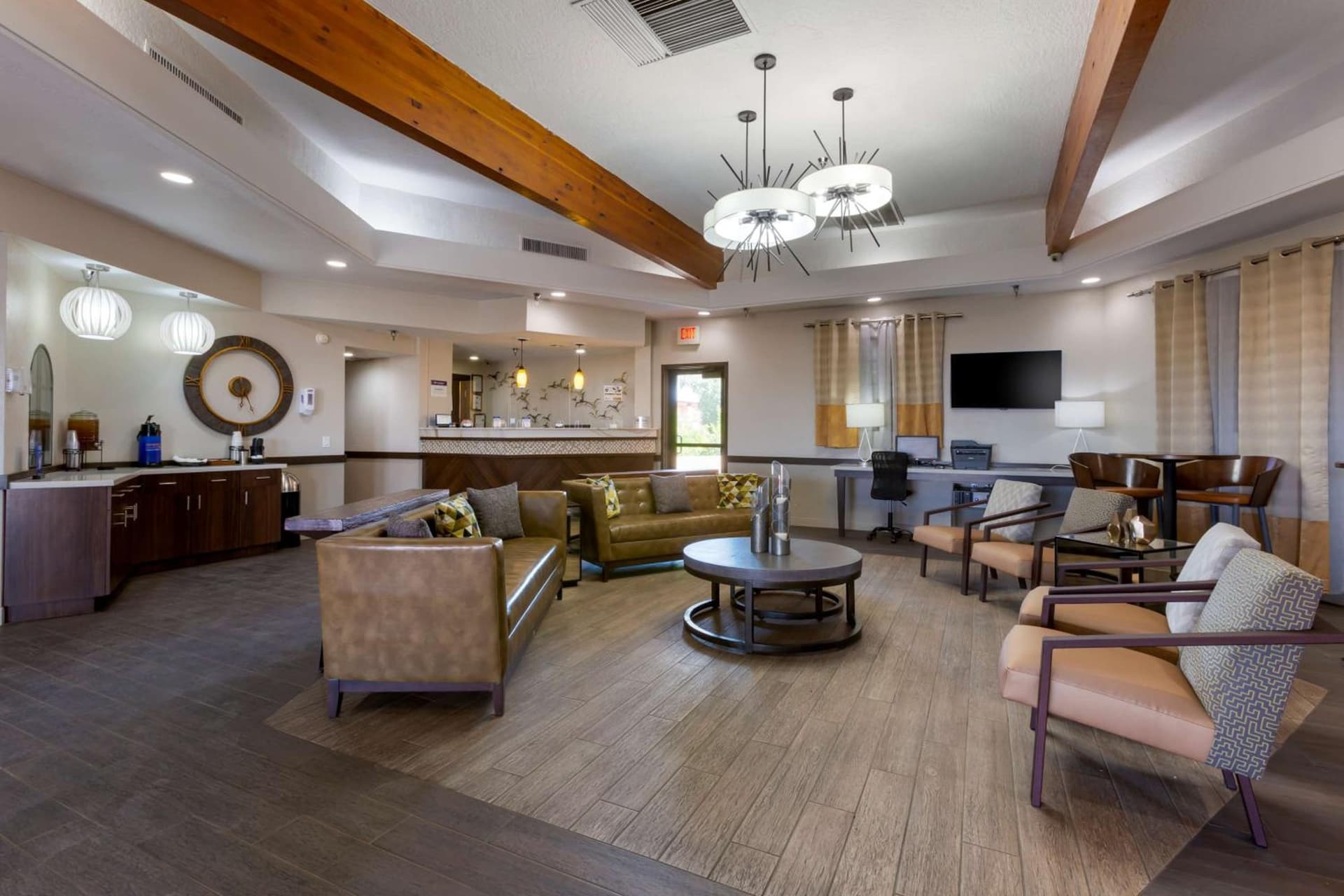 Best Western Phoenix Goodyear Inn property views in Goodyear, AZ — gallery photo 3