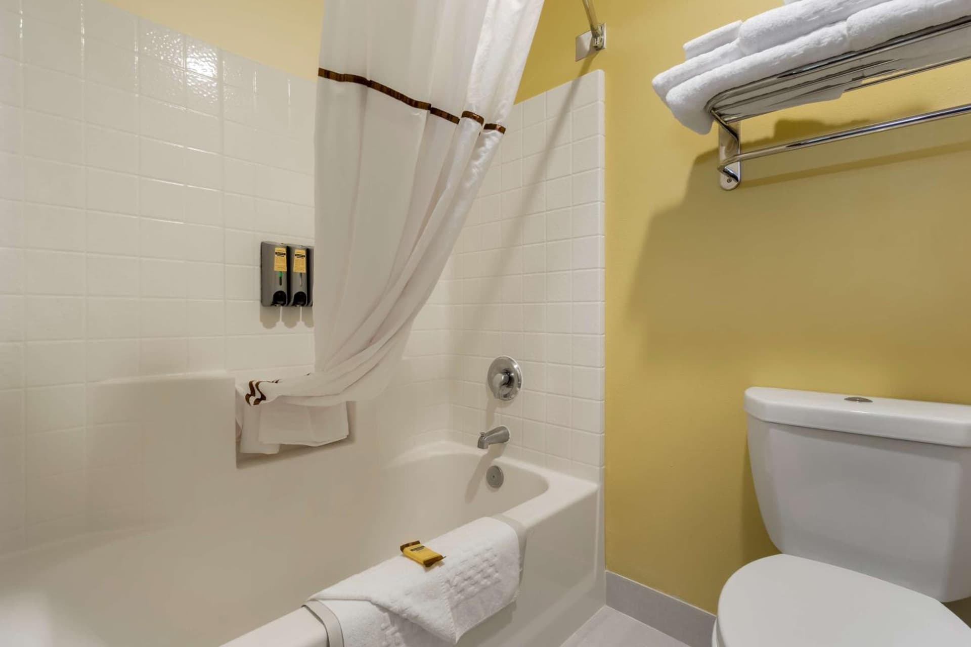 Best Western Plus Park Place Inn & Suites gallery photo in Chehalis, WA — image 10