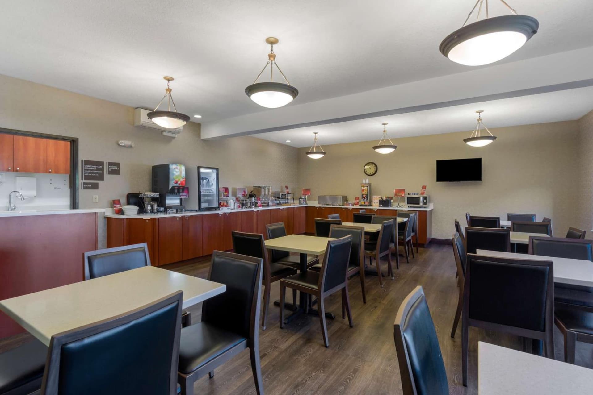 Best Western Plus Park Place Inn & Suites gallery photo in Chehalis, WA — image 21